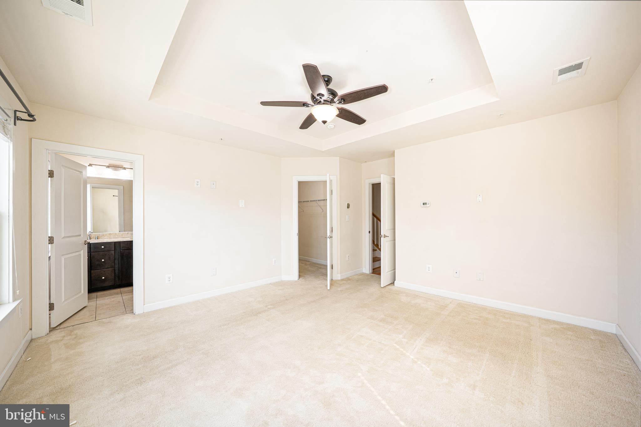 VILLAGES OF URBANA - Residential Lease