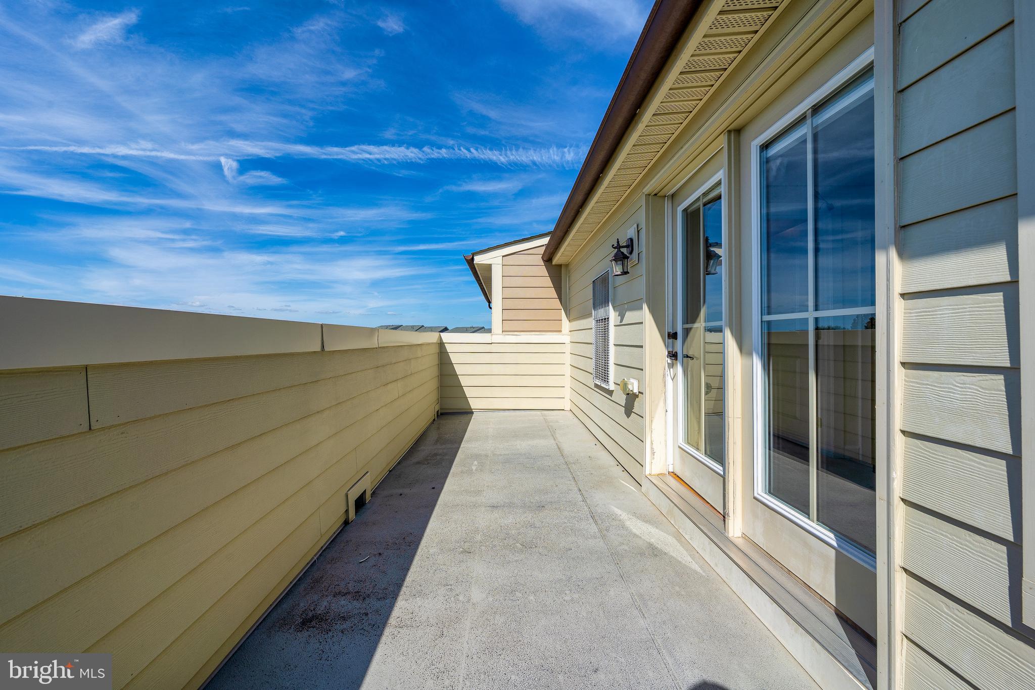 VILLAGES OF URBANA - Residential Lease