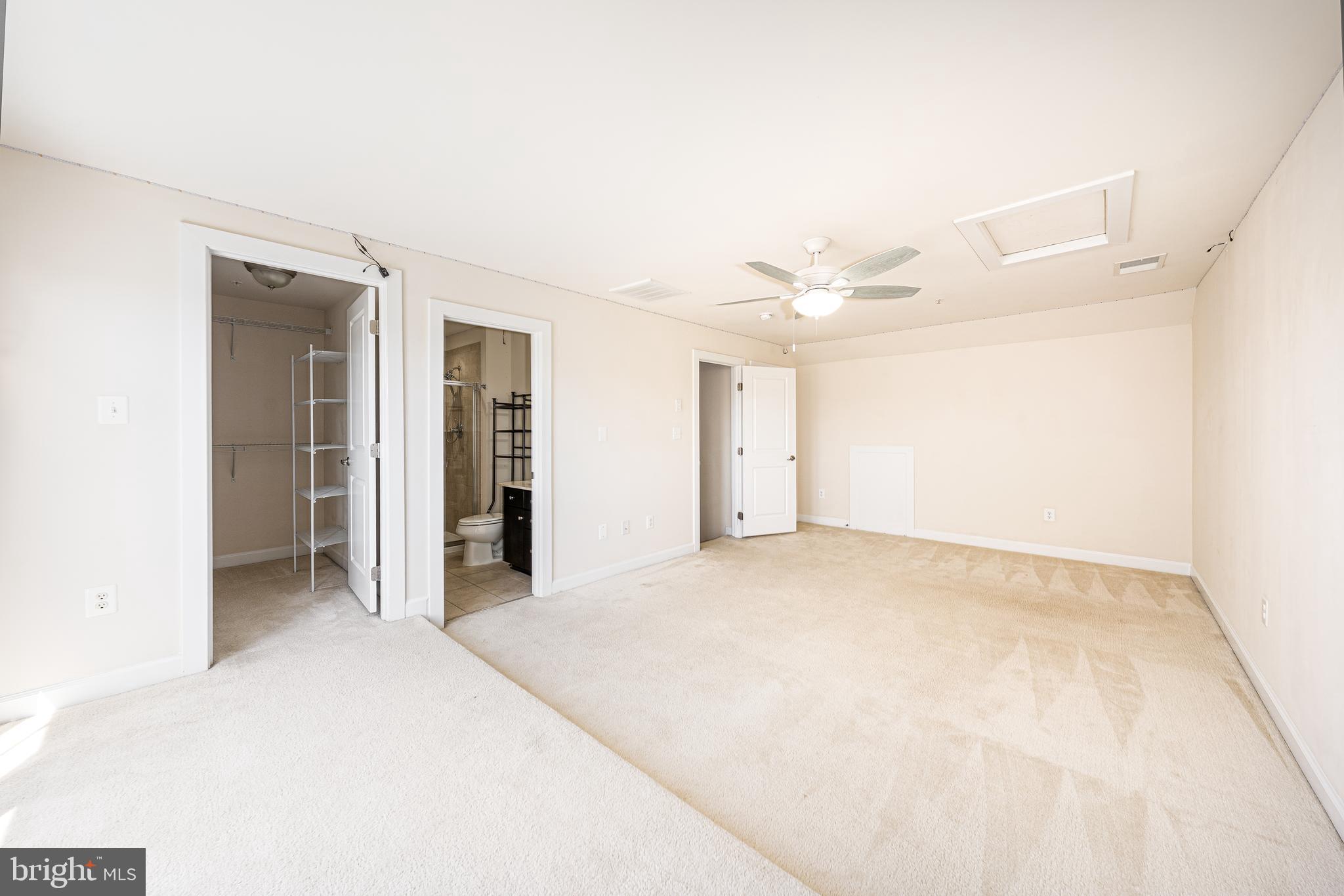 VILLAGES OF URBANA - Residential Lease