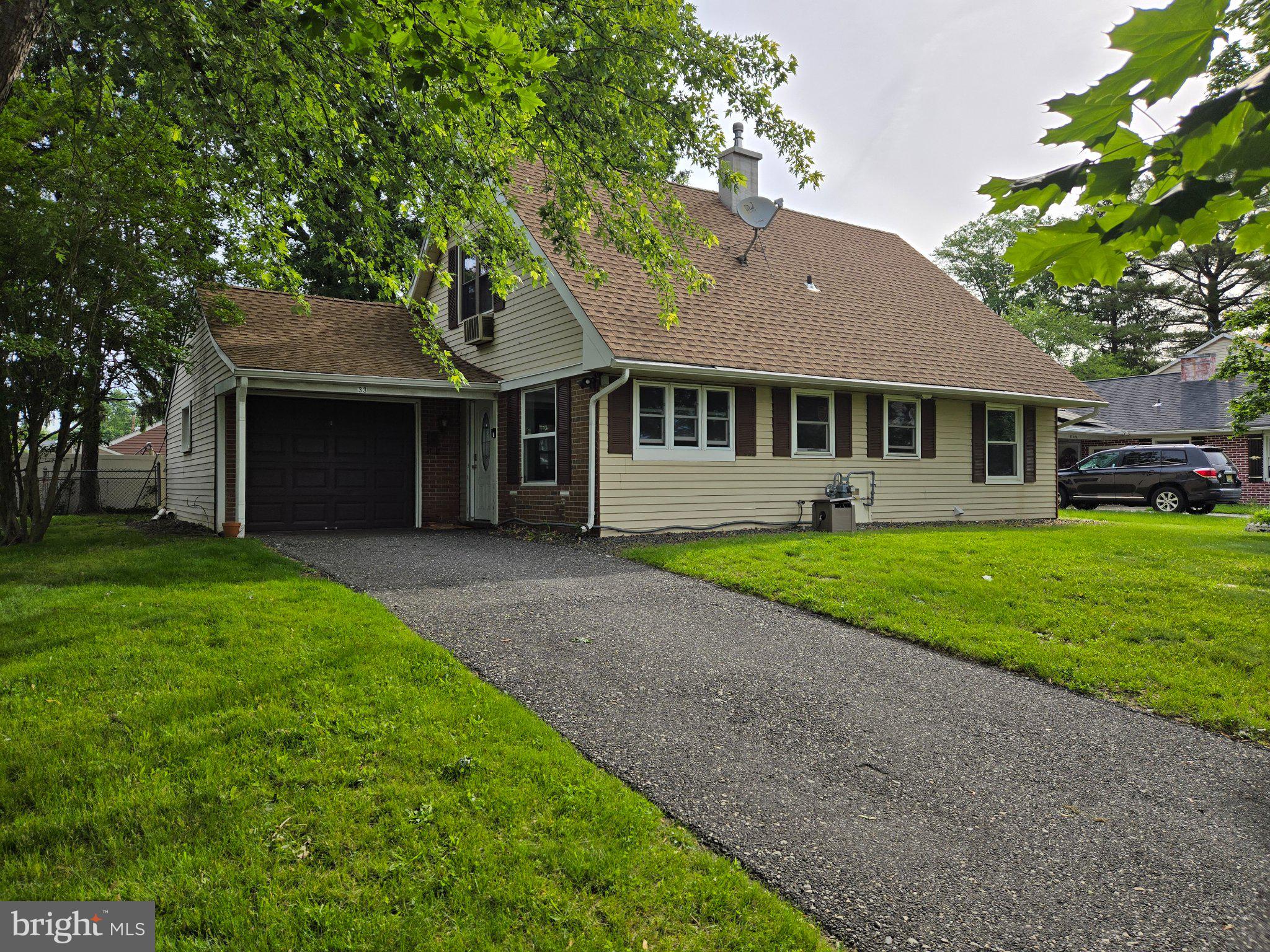 Photo 1 of 26 — 33 MIDDLEBURY LANE, WILLINGBORO, NJ 08046