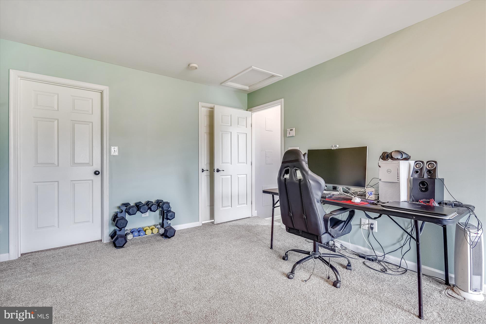 BRAEMAR/HIGHLAND - Residential