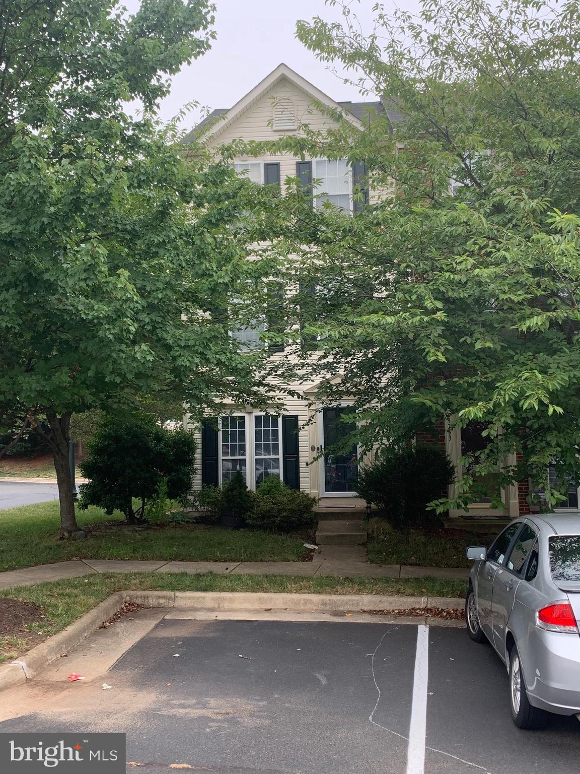 BRAEMAR/HIGHLAND - Residential