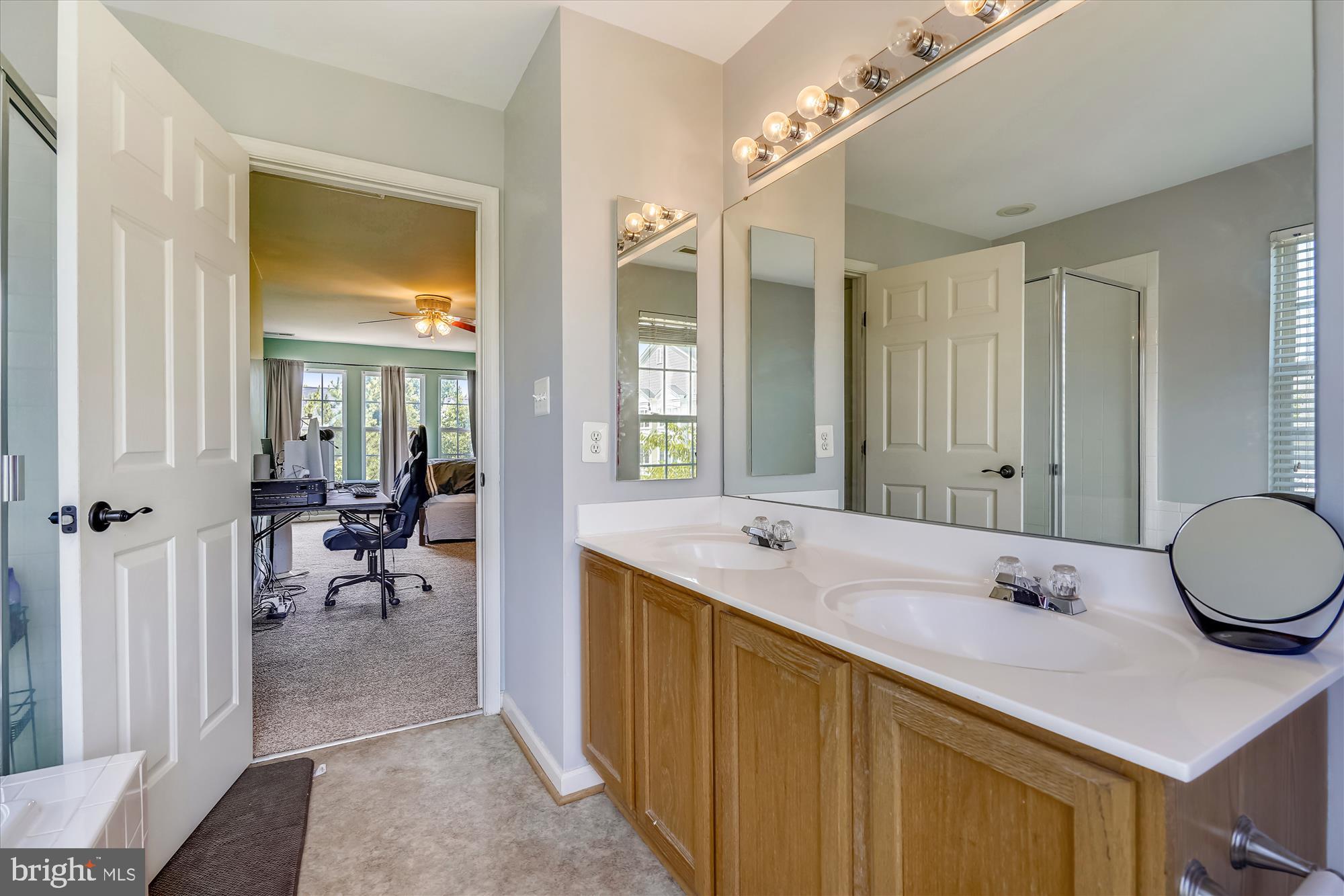 BRAEMAR/HIGHLAND - Residential