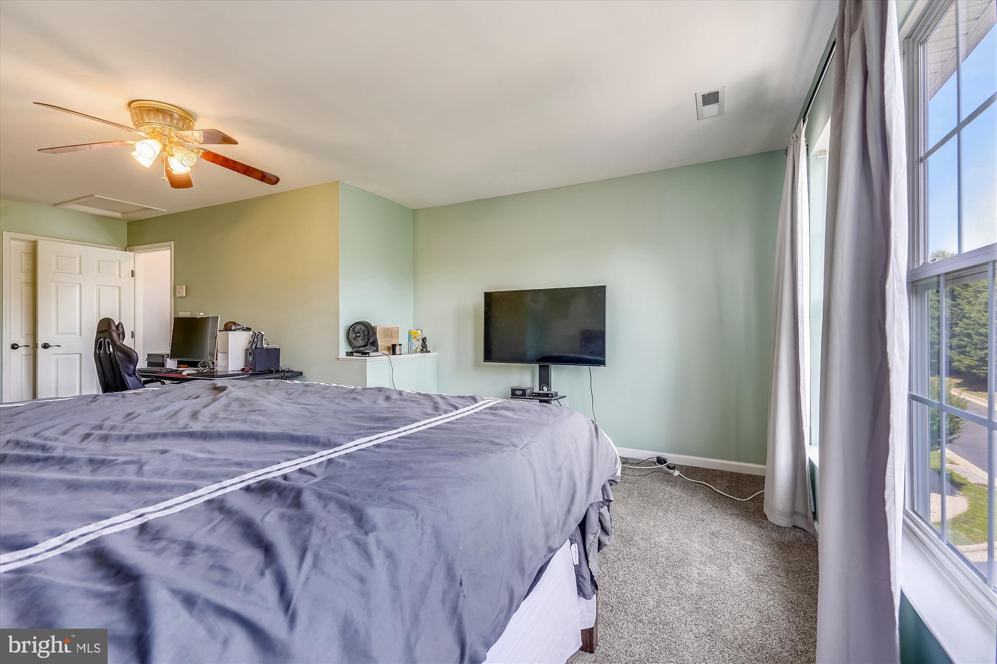 BRAEMAR/HIGHLAND - Residential