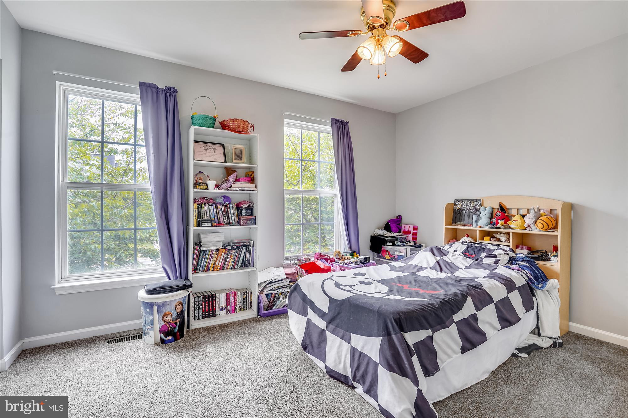 BRAEMAR/HIGHLAND - Residential