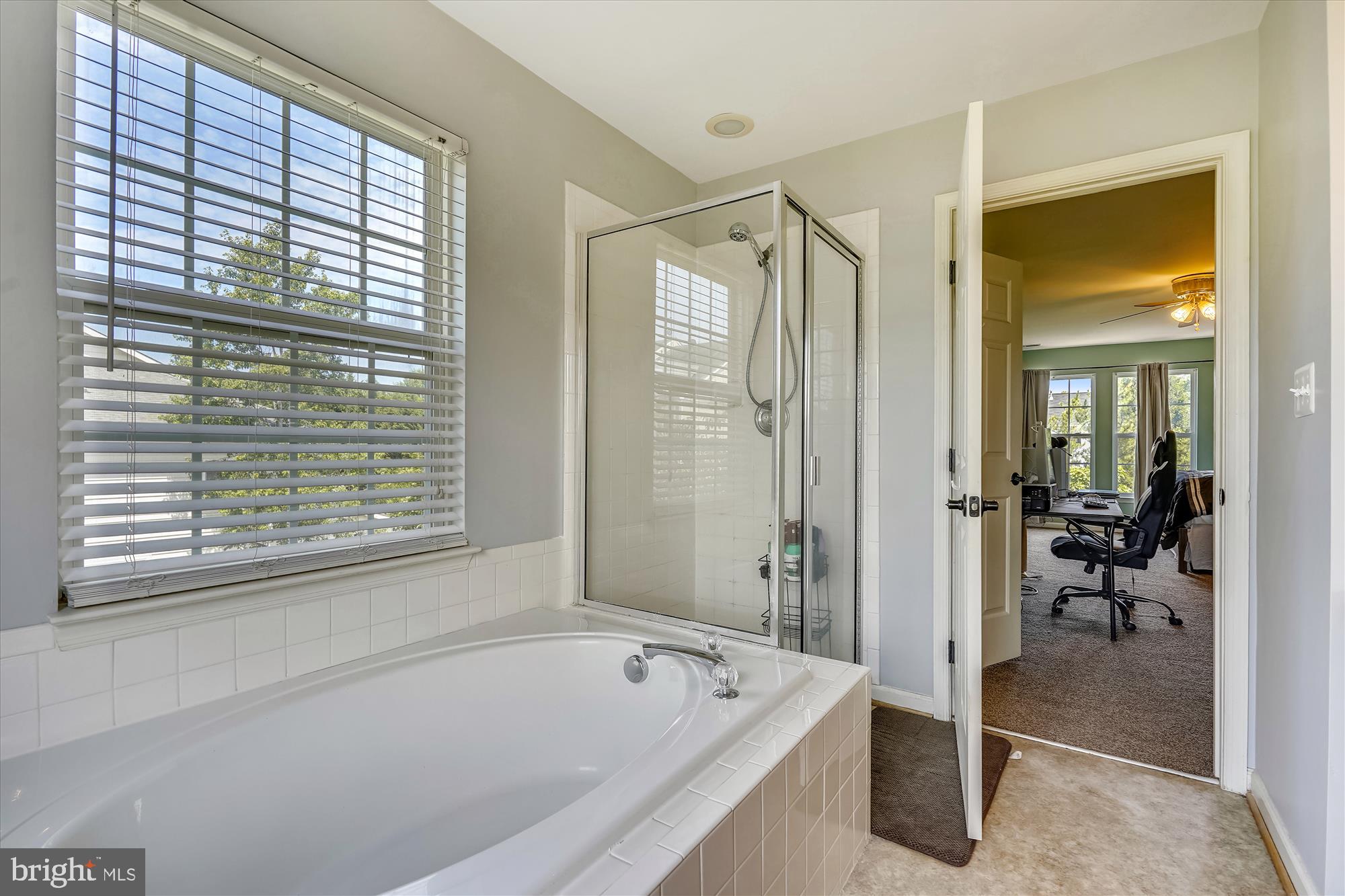 BRAEMAR/HIGHLAND - Residential