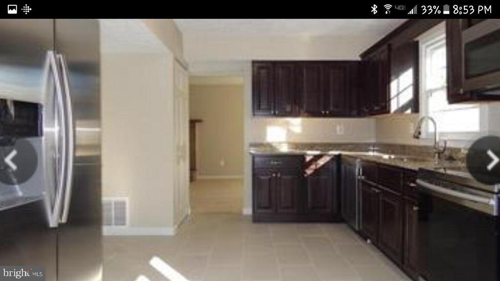 ST CHARLES SUB - WAKEFIELD - Residential Lease