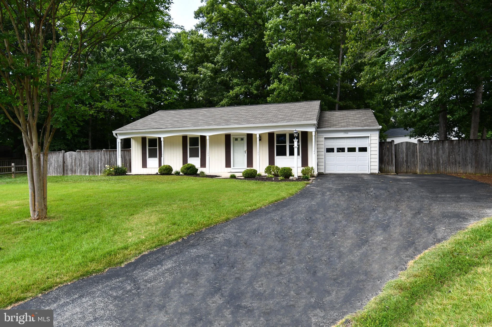 1900 Black Oak Court