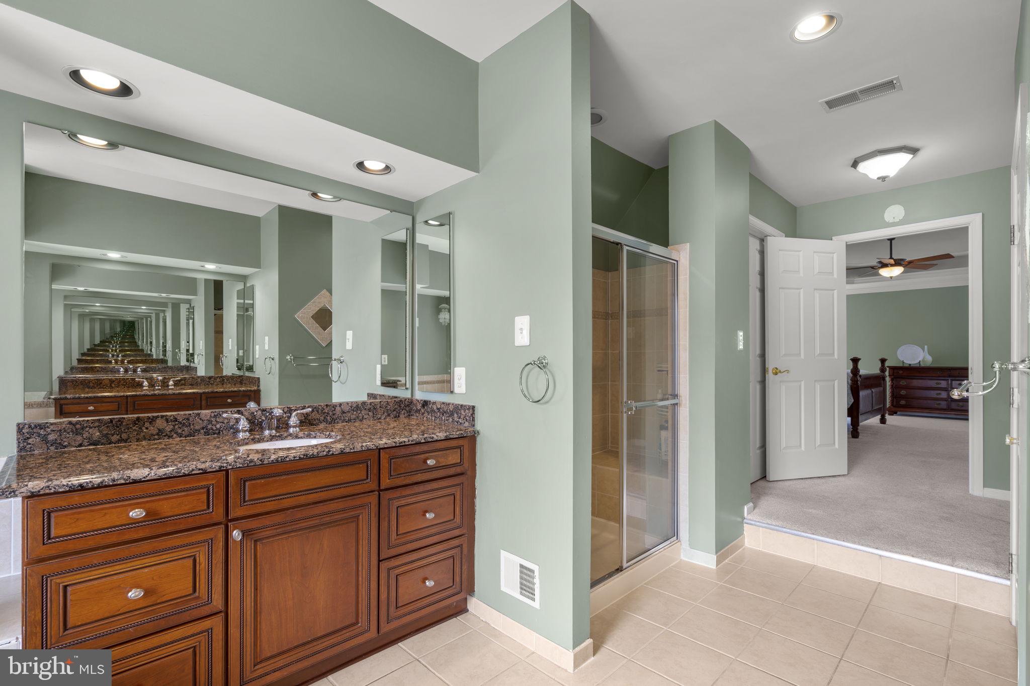 DENNIS PRESERVE - Residential