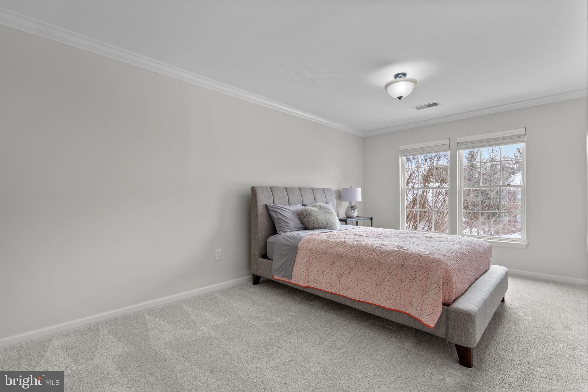 DENNIS PRESERVE - Residential