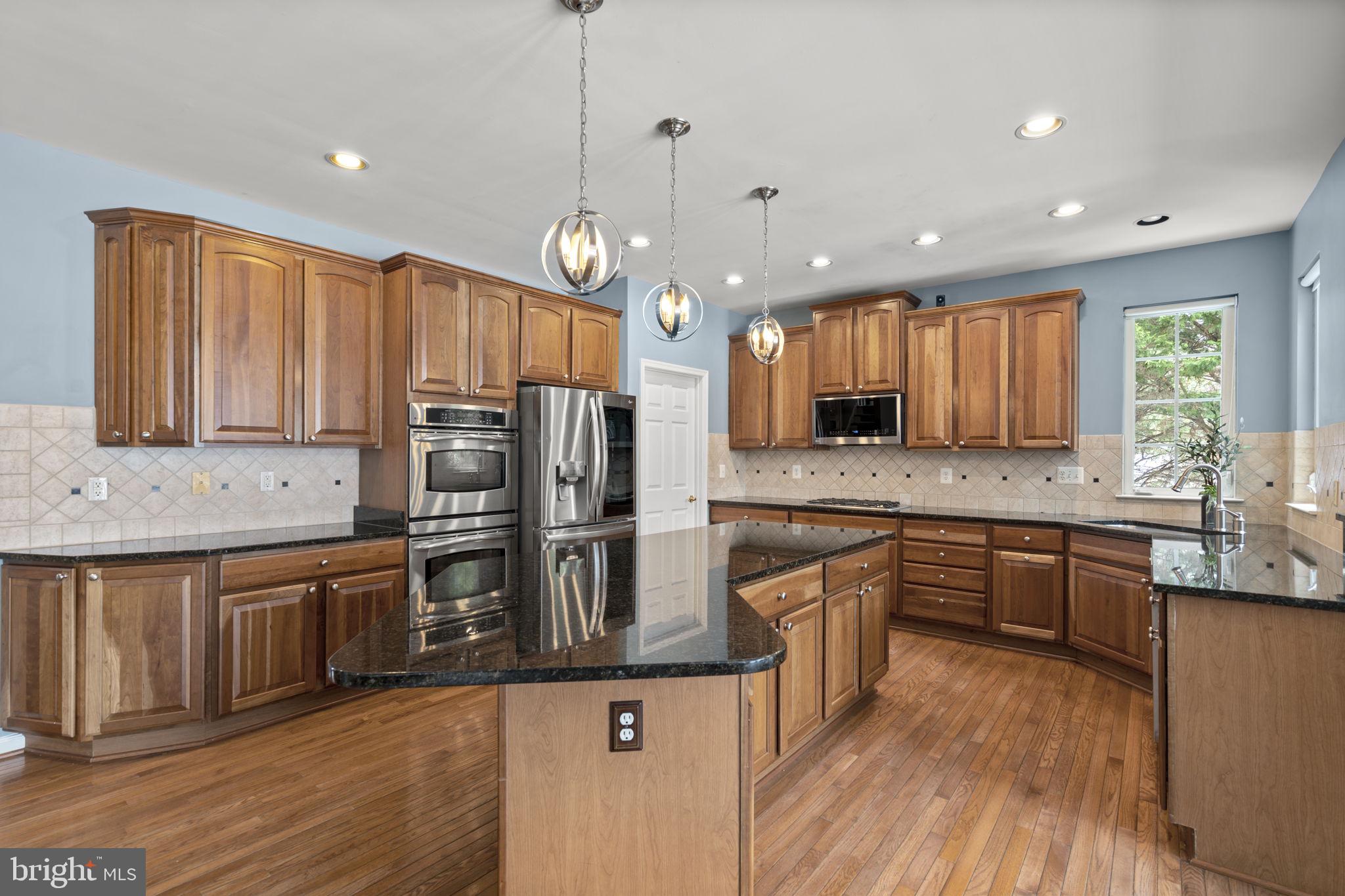 DENNIS PRESERVE - Residential