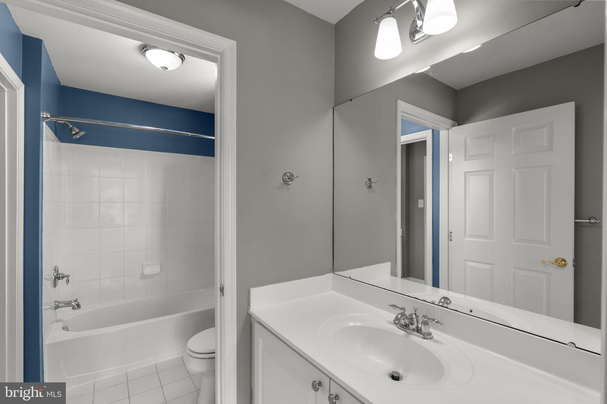 DENNIS PRESERVE - Residential