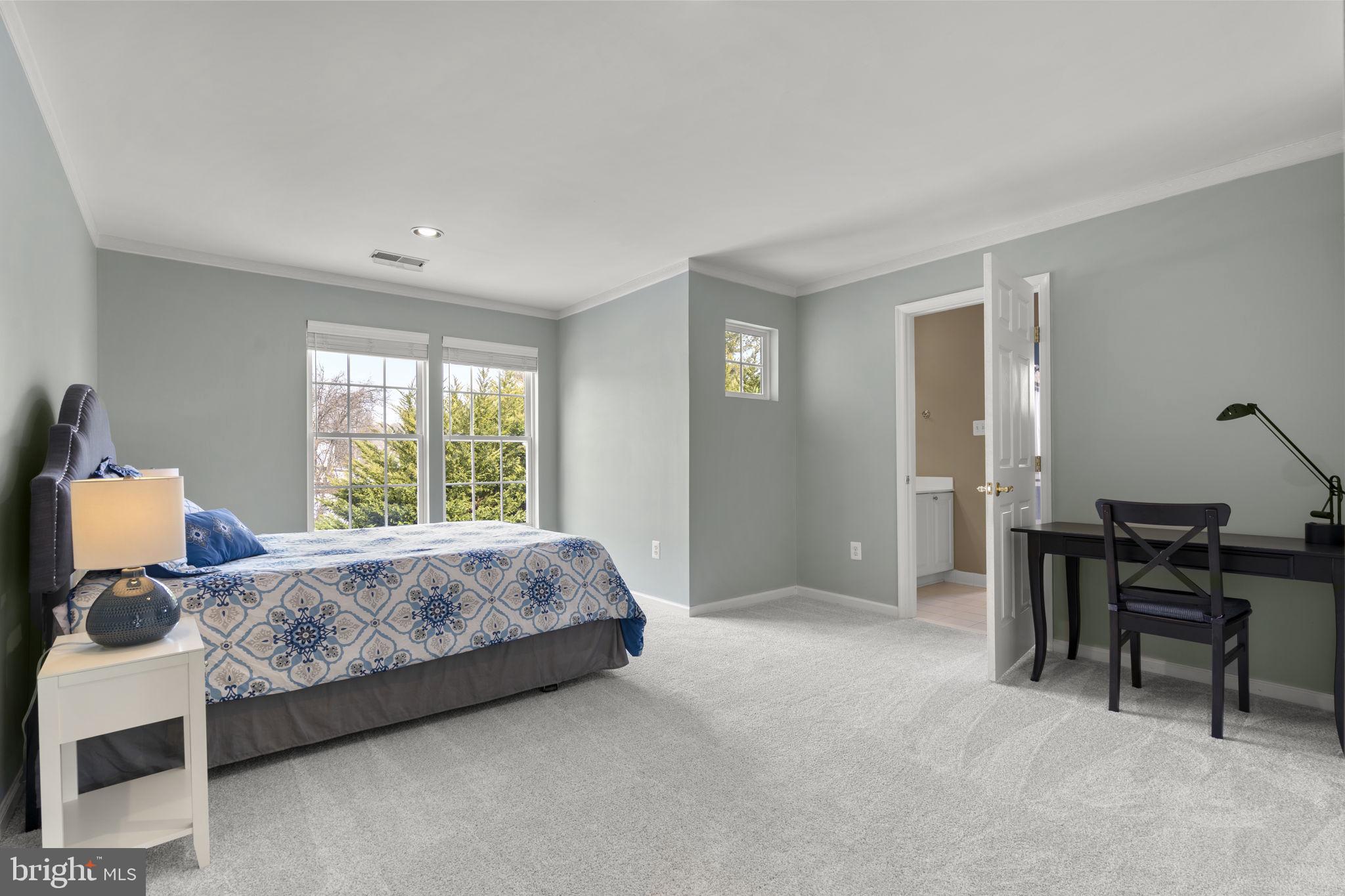 DENNIS PRESERVE - Residential