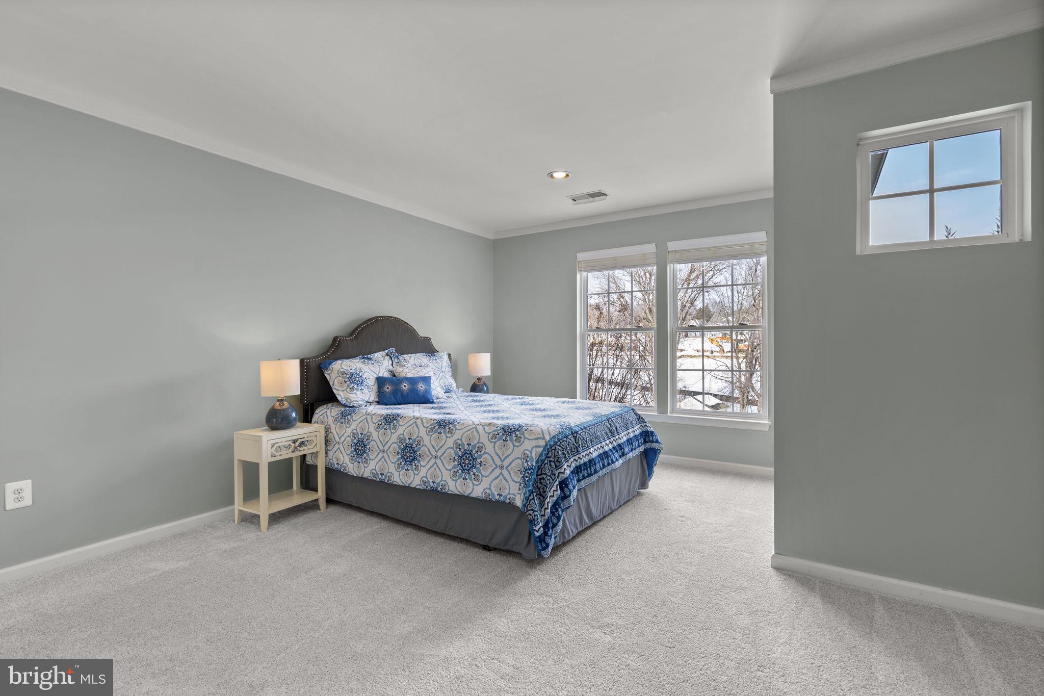 DENNIS PRESERVE - Residential