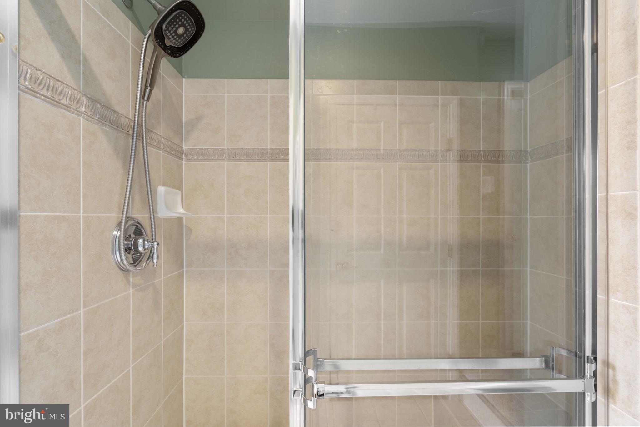 DENNIS PRESERVE - Residential