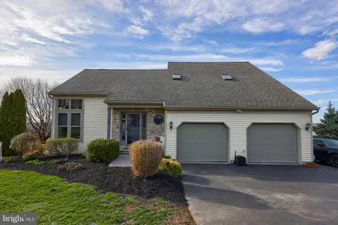 65 S Reamstown Road, Stevens, PA MLS: PALA2066410
