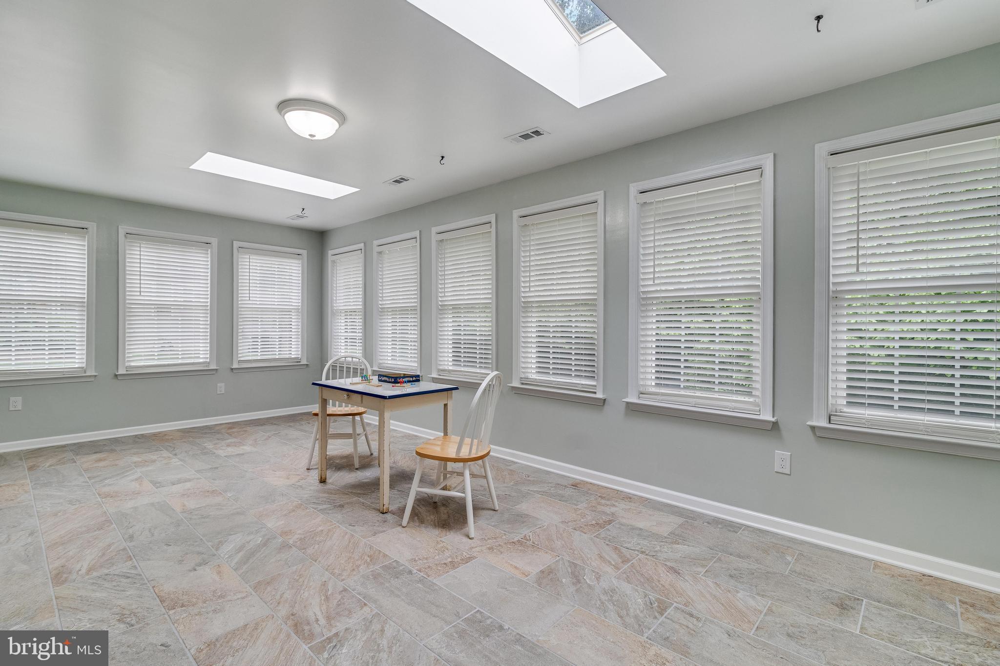 MONTROSE FARMS SUB - Residential