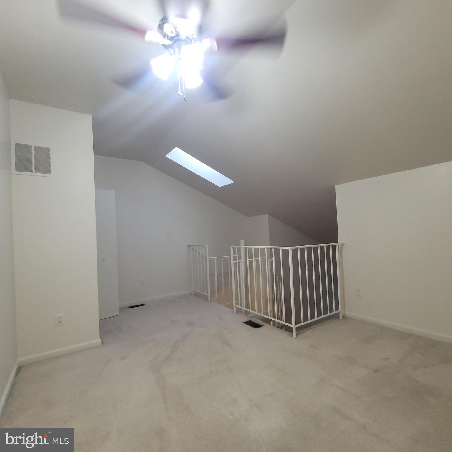 ESSEX HOUSE - Residential Lease