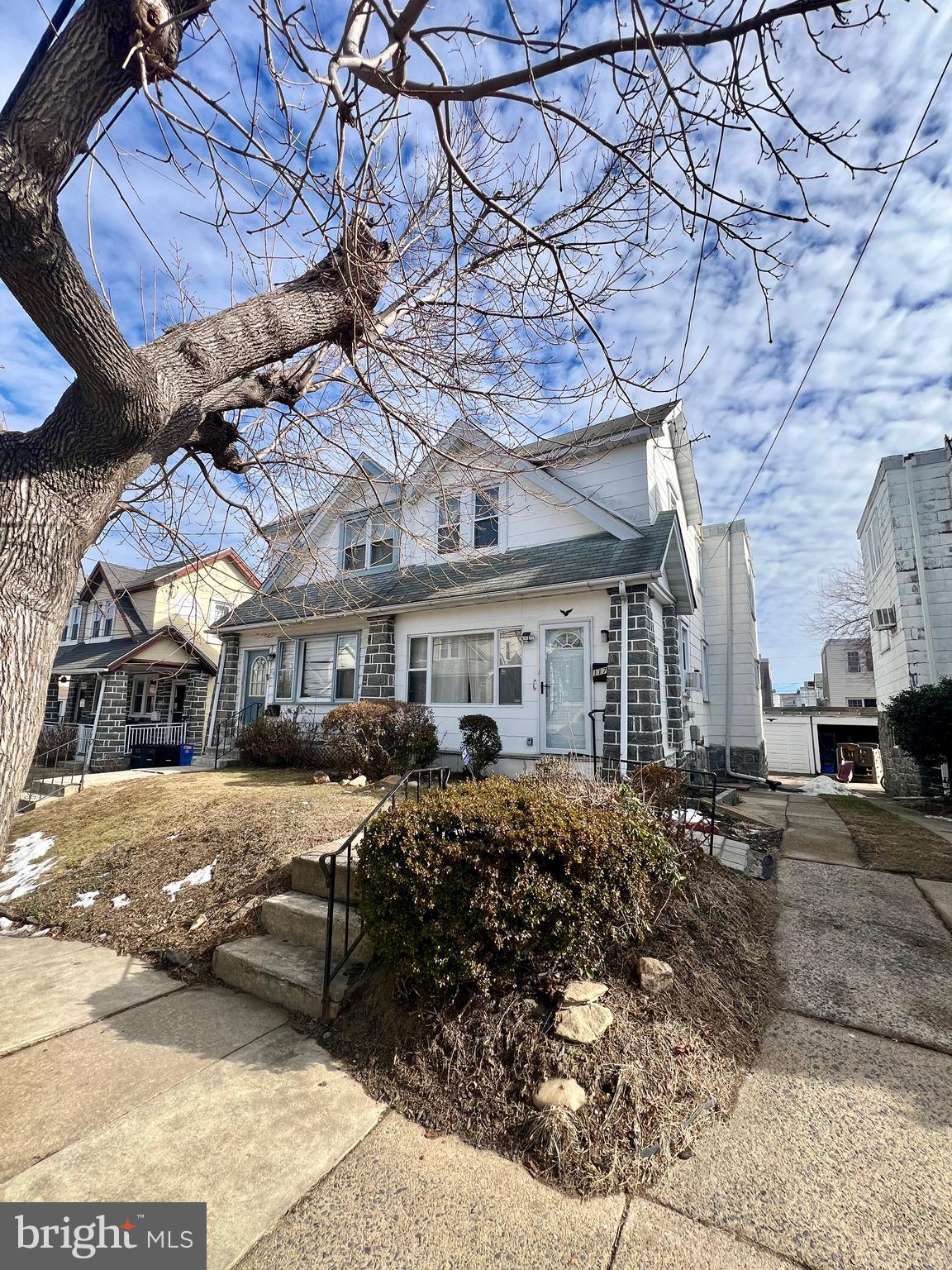 HIGHLAND PARK - Residential Lease