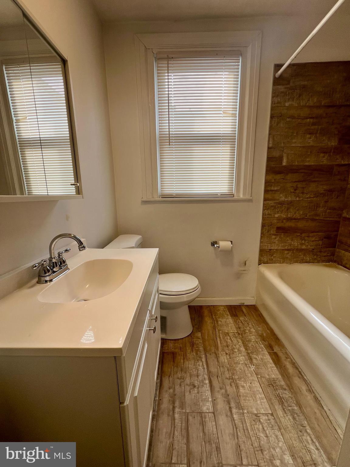 HIGHLAND PARK - Residential Lease