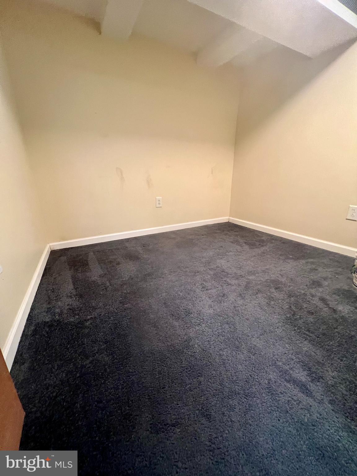 HIGHLAND PARK - Residential Lease