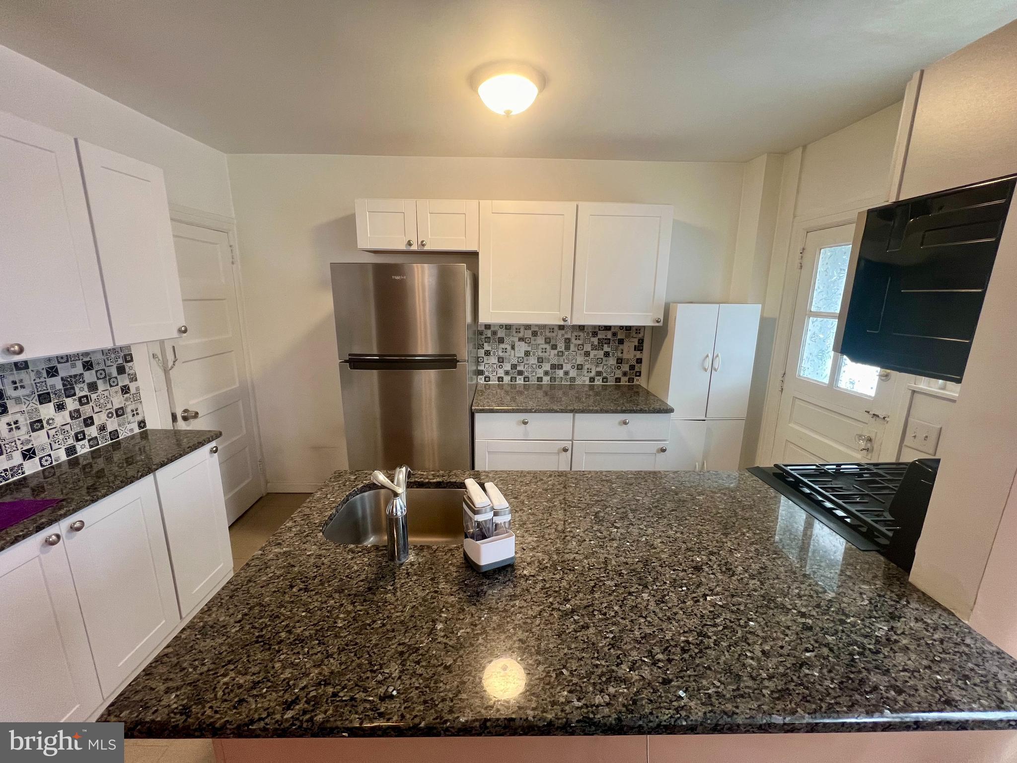 HIGHLAND PARK - Residential Lease