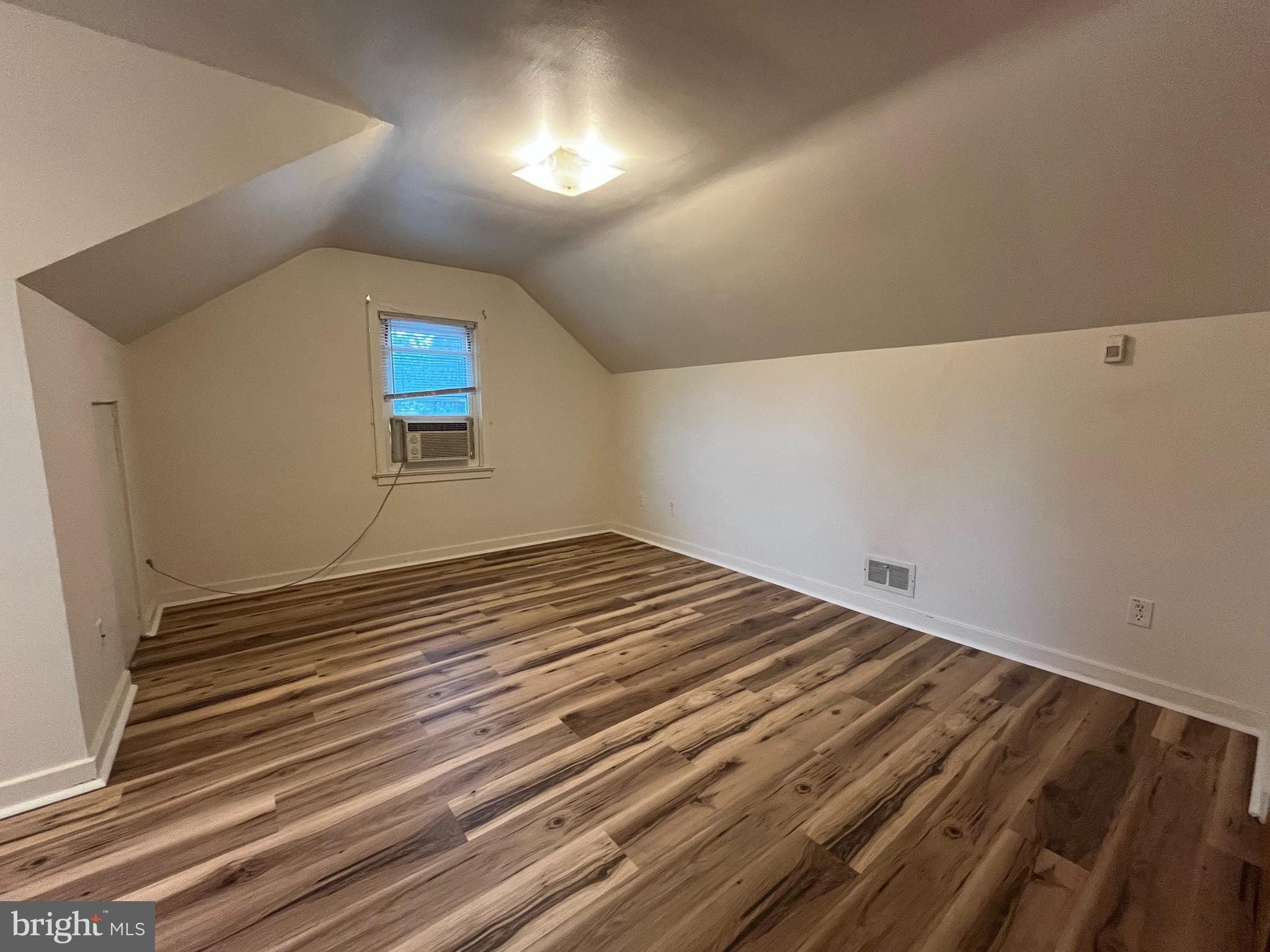 LIMESTONE PARK - Residential Lease