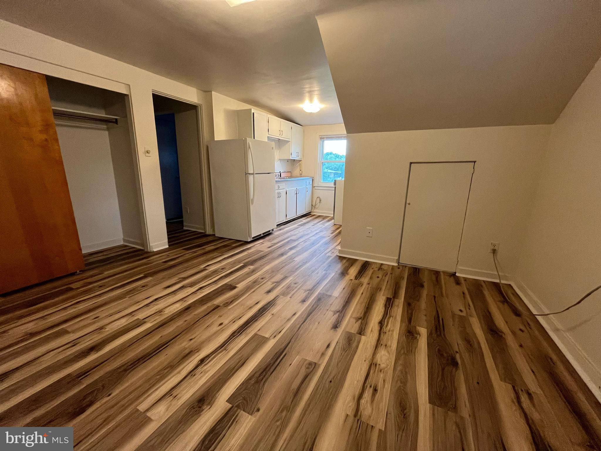 LIMESTONE PARK - Residential Lease