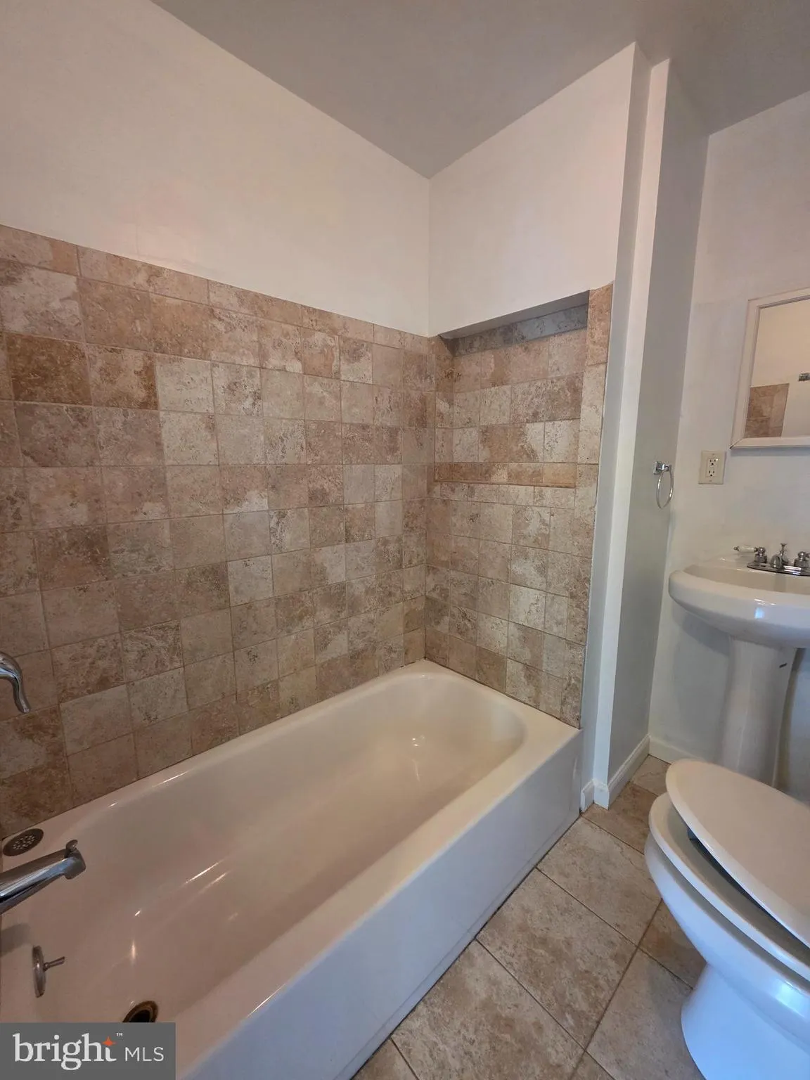 Philadelphia, Pennsylvania 19104, United States, 1 Bedroom Bedrooms, ,1 BathroomBathrooms,Residential,Active,184928
