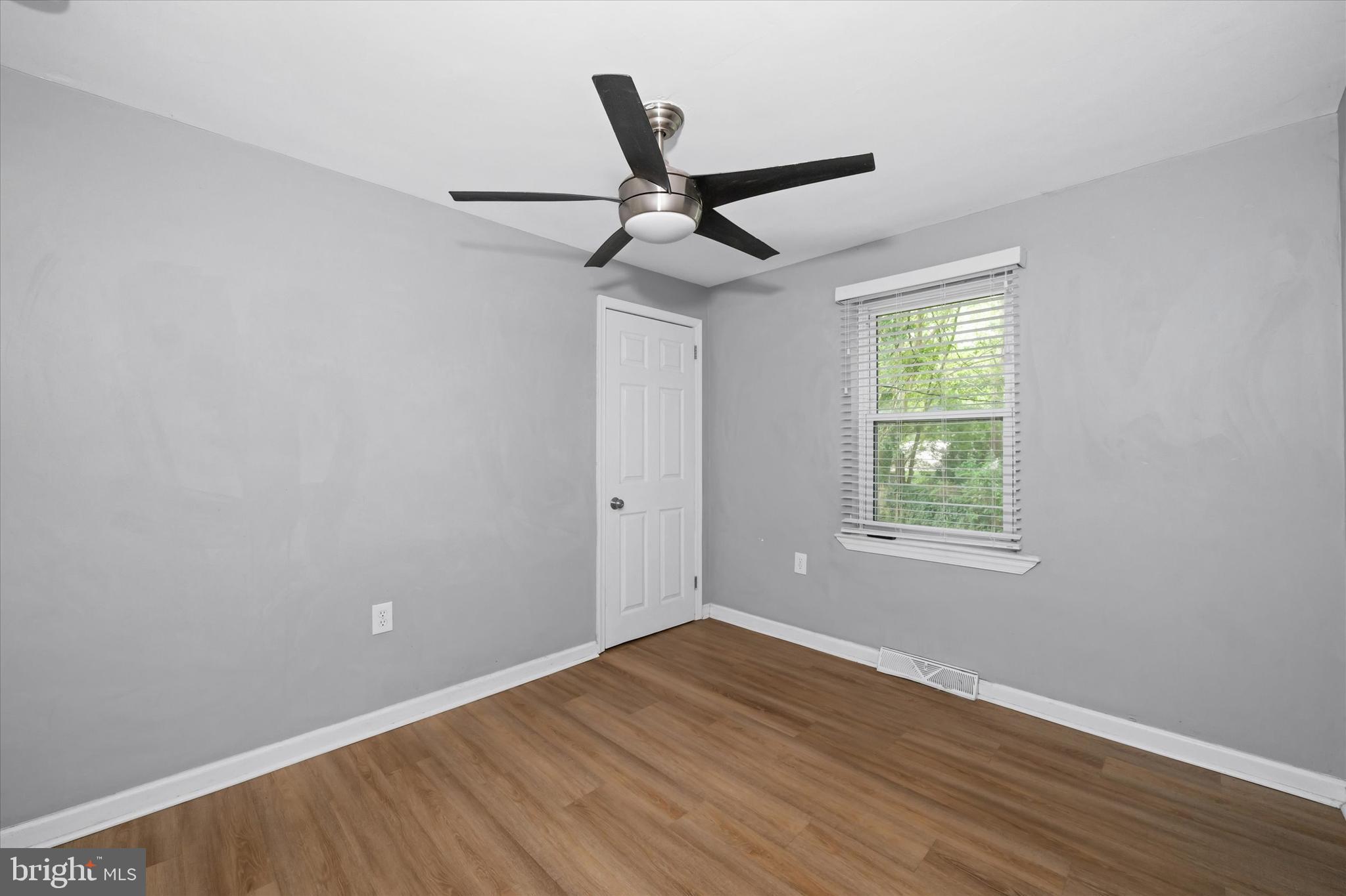 NEWARK - Residential