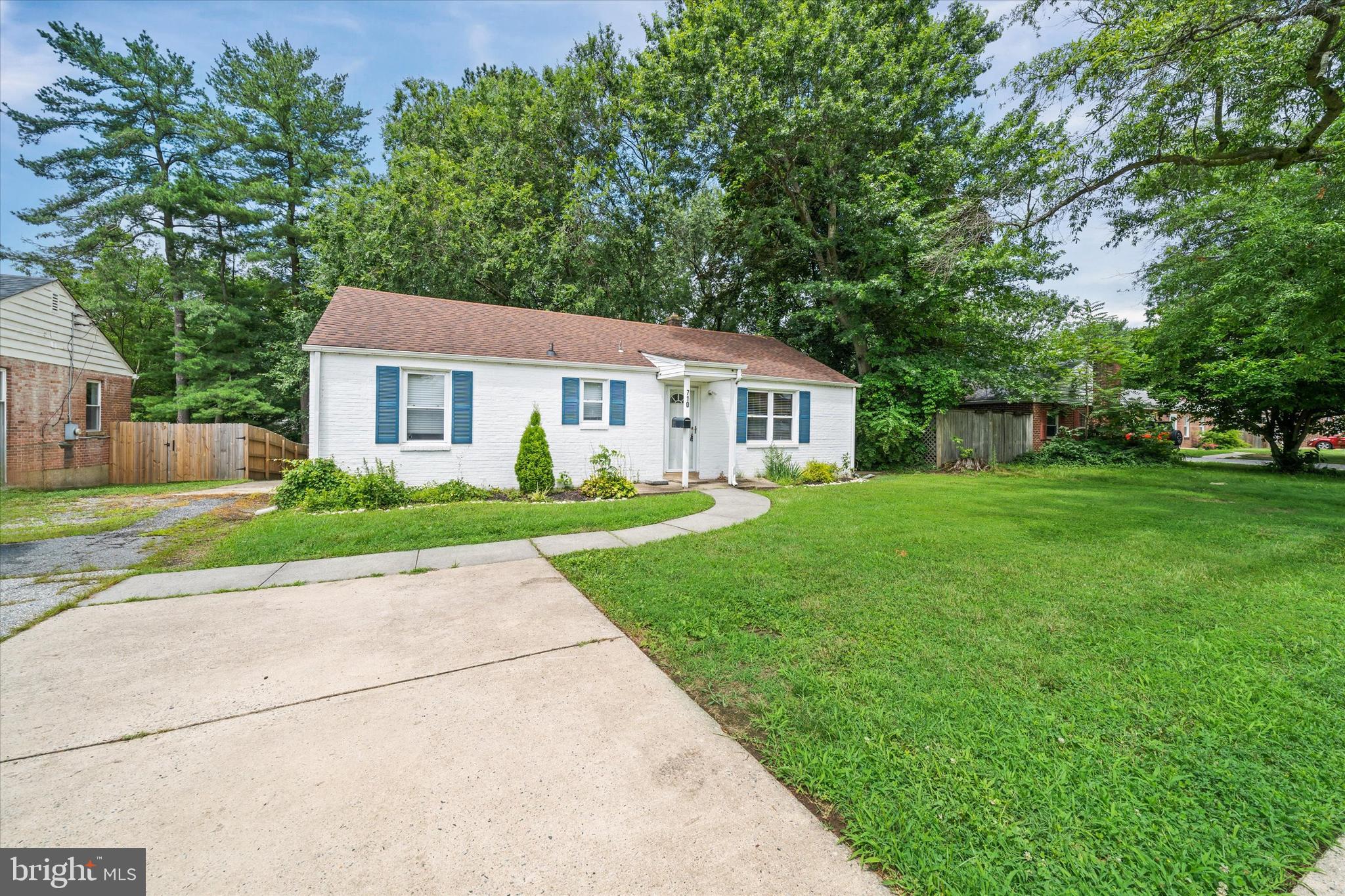 NEWARK - Residential