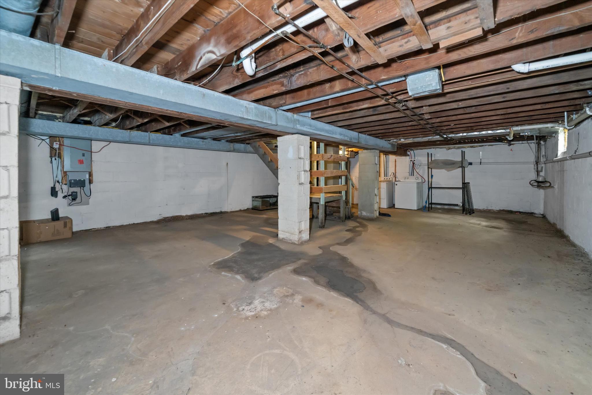 NEWARK - Residential