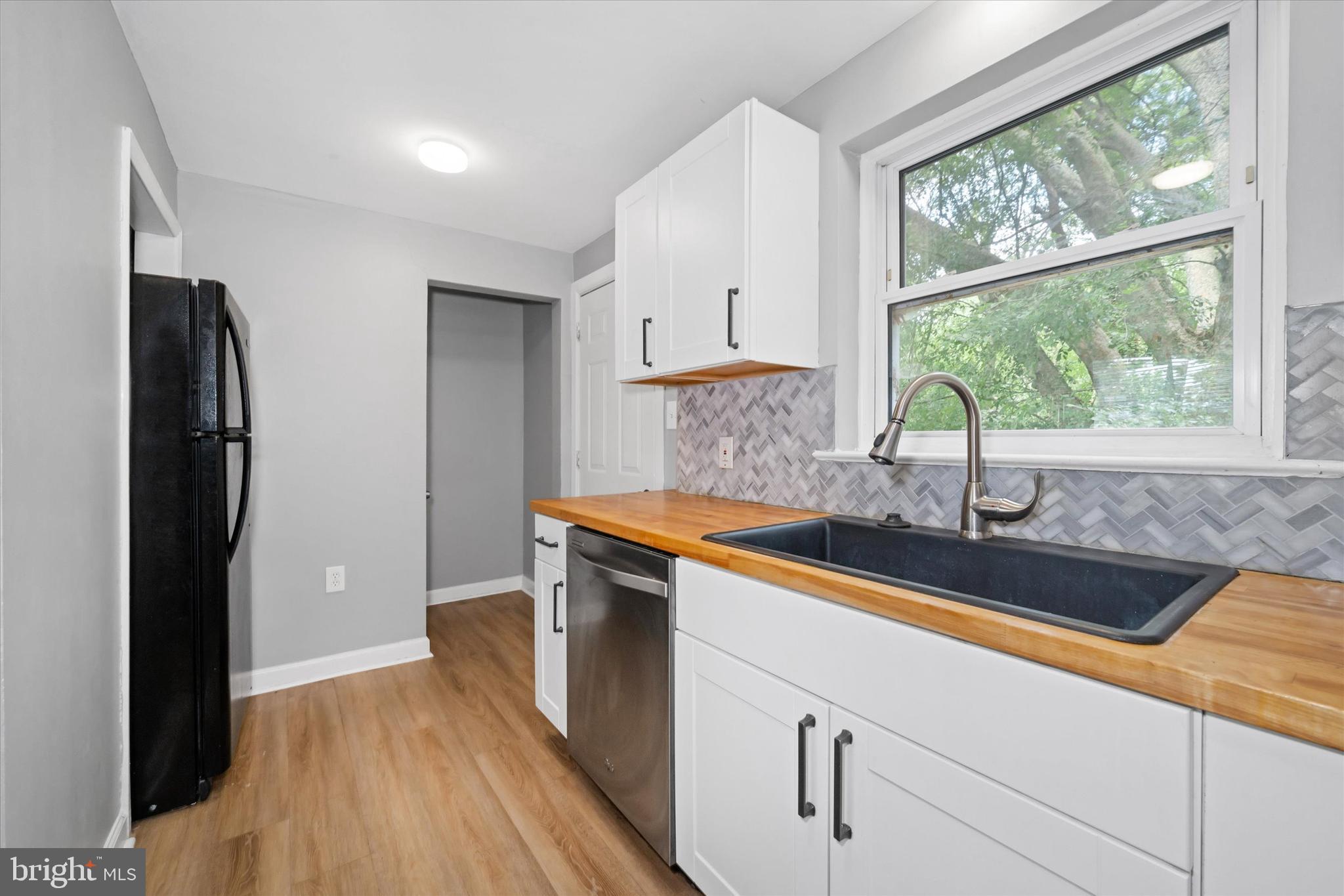 NEWARK - Residential