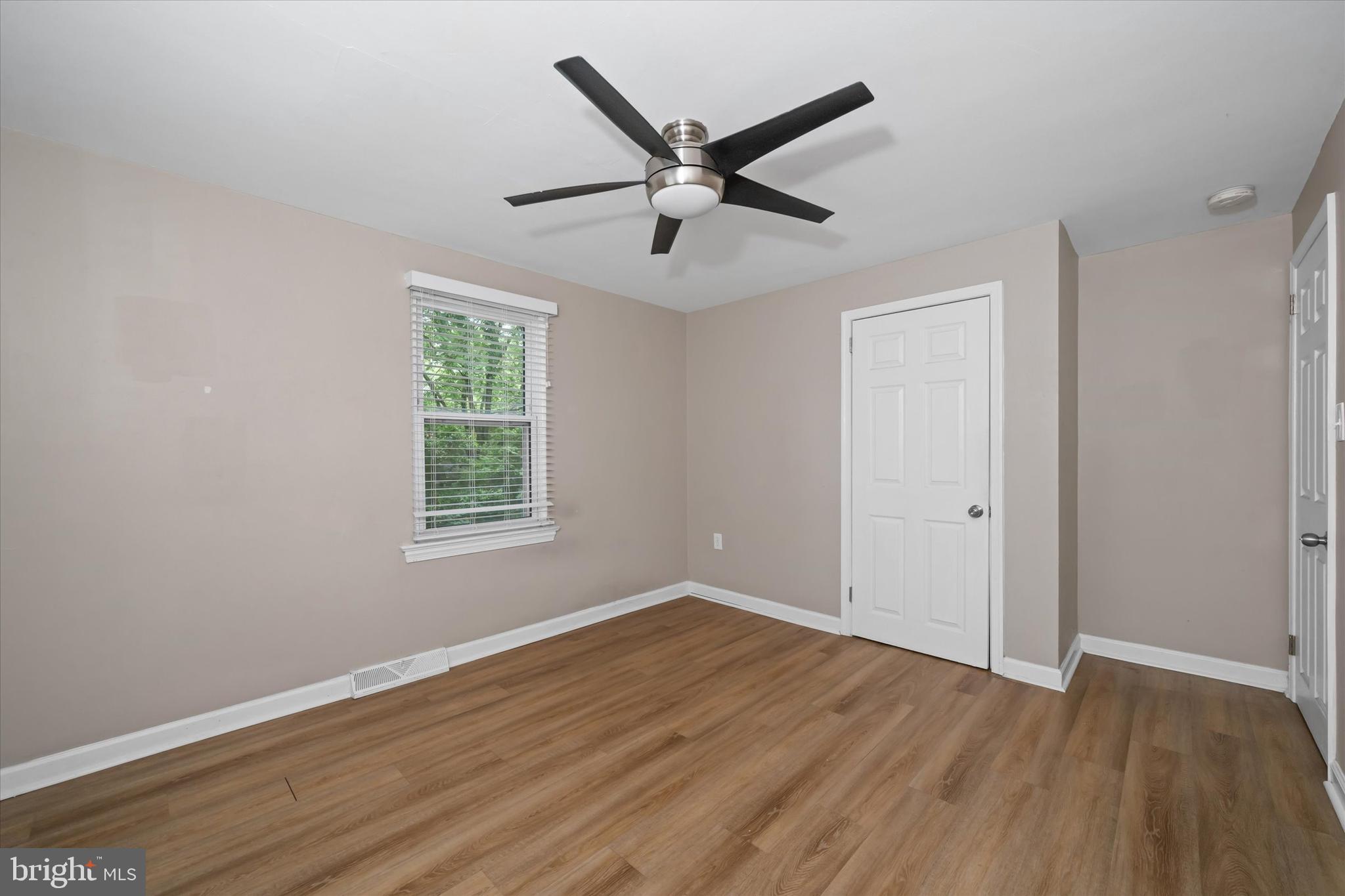 NEWARK - Residential