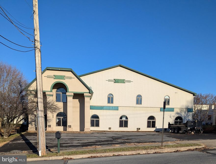 This great commercial space is 2 minutes from downtown
Kutztown and the University, and has the potential for many
different uses. Easy access from Rt. 737, Kutztown Bypass /
222 or anywhere in Borough of Kutztown. Ideal for a gym,
office, co-working space, events company, church, etc.
Multiple tenant capabilities. Multiple ADA restrooms.
Approximately 9,800 square feet of total space. Open layout
on both floors provides lots of daylight and large rooms, with
adjacent offices. Ideal for meeting space,
cubicles/workstations, sales or administrative teams, and
more. Off street parking for approximately 18 cars with street
parking available as well.