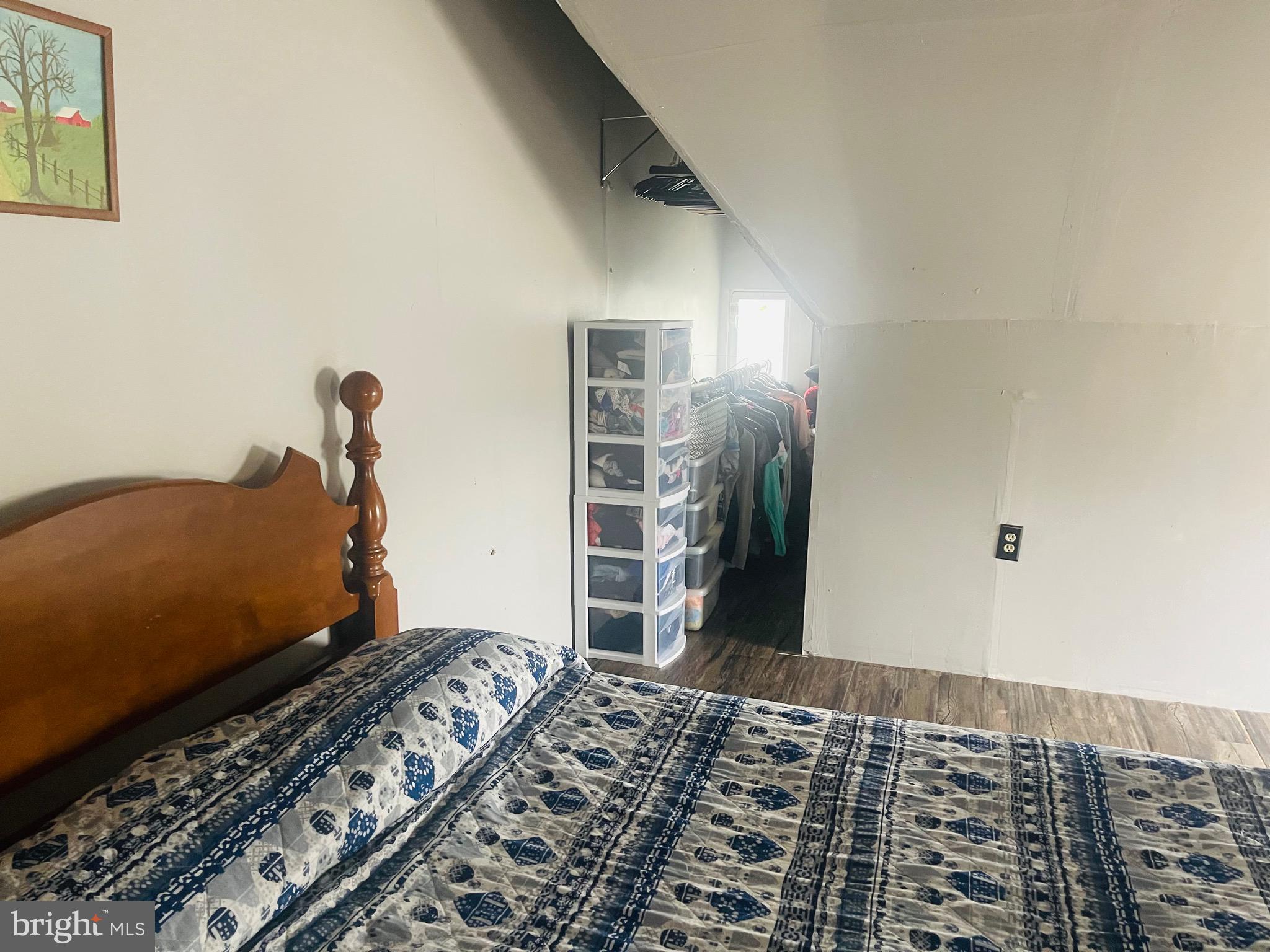 WEST END - Residential