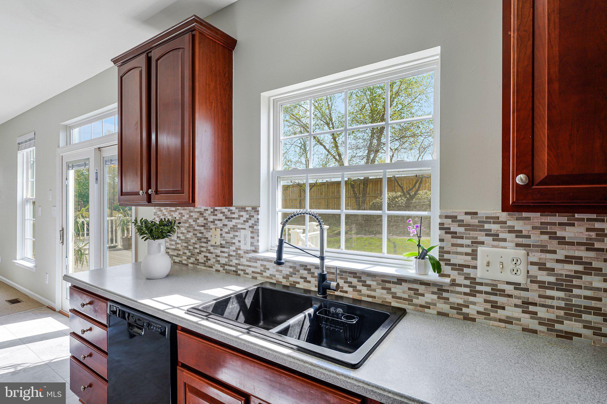 25407 VACATION PLACE