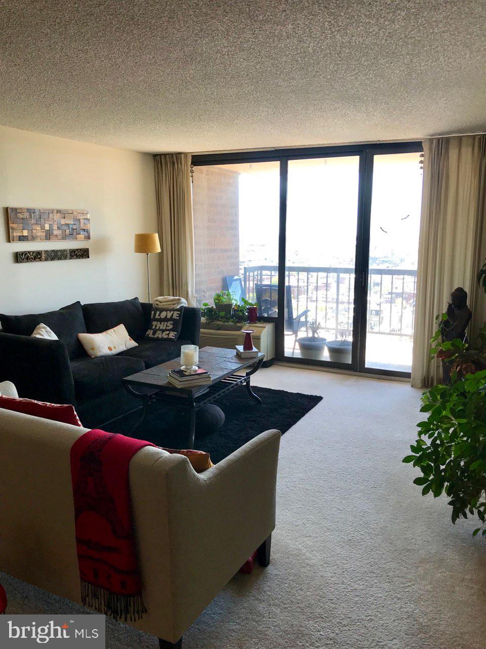 WASHINGTON SQ - Residential Lease