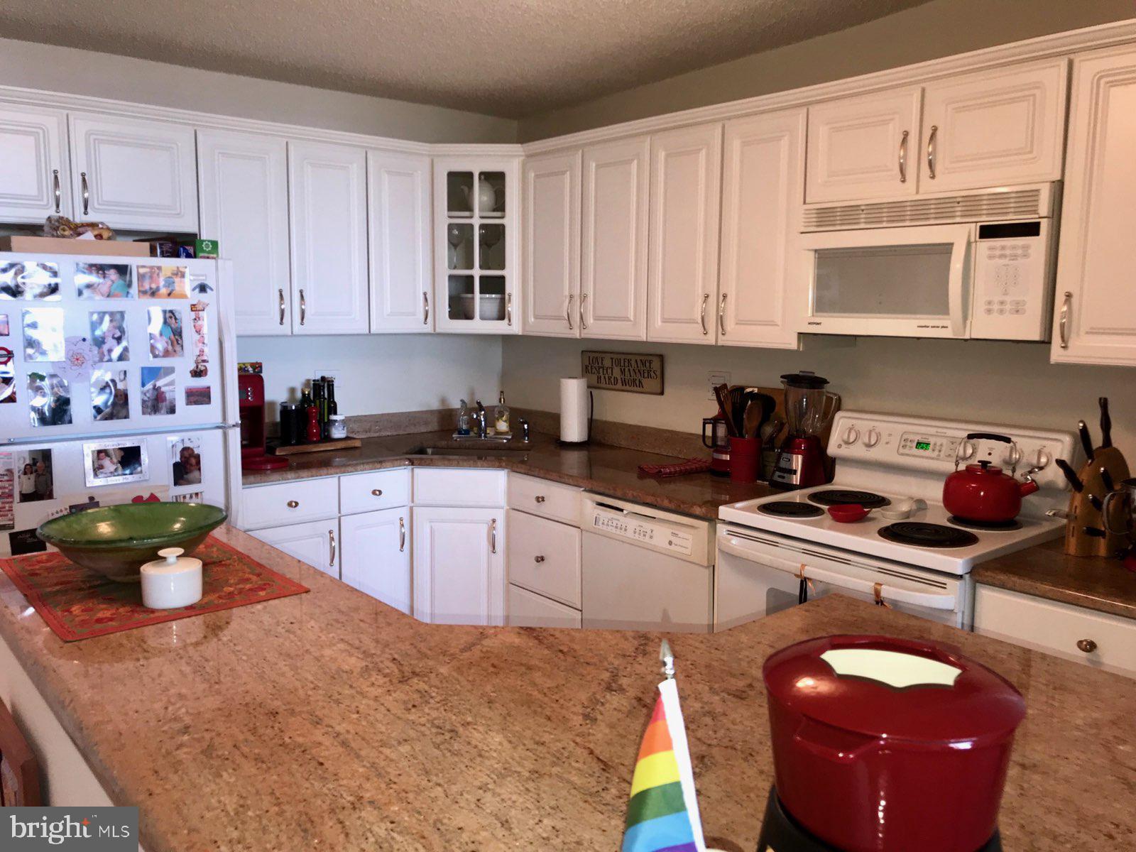 WASHINGTON SQ - Residential Lease