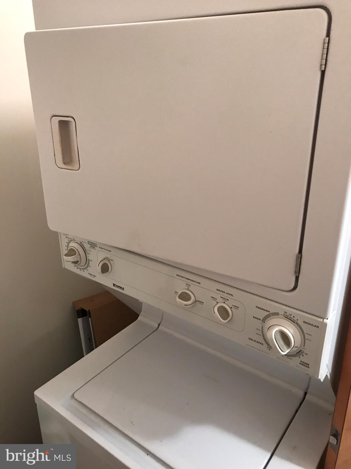 WASHINGTON SQ - Residential Lease