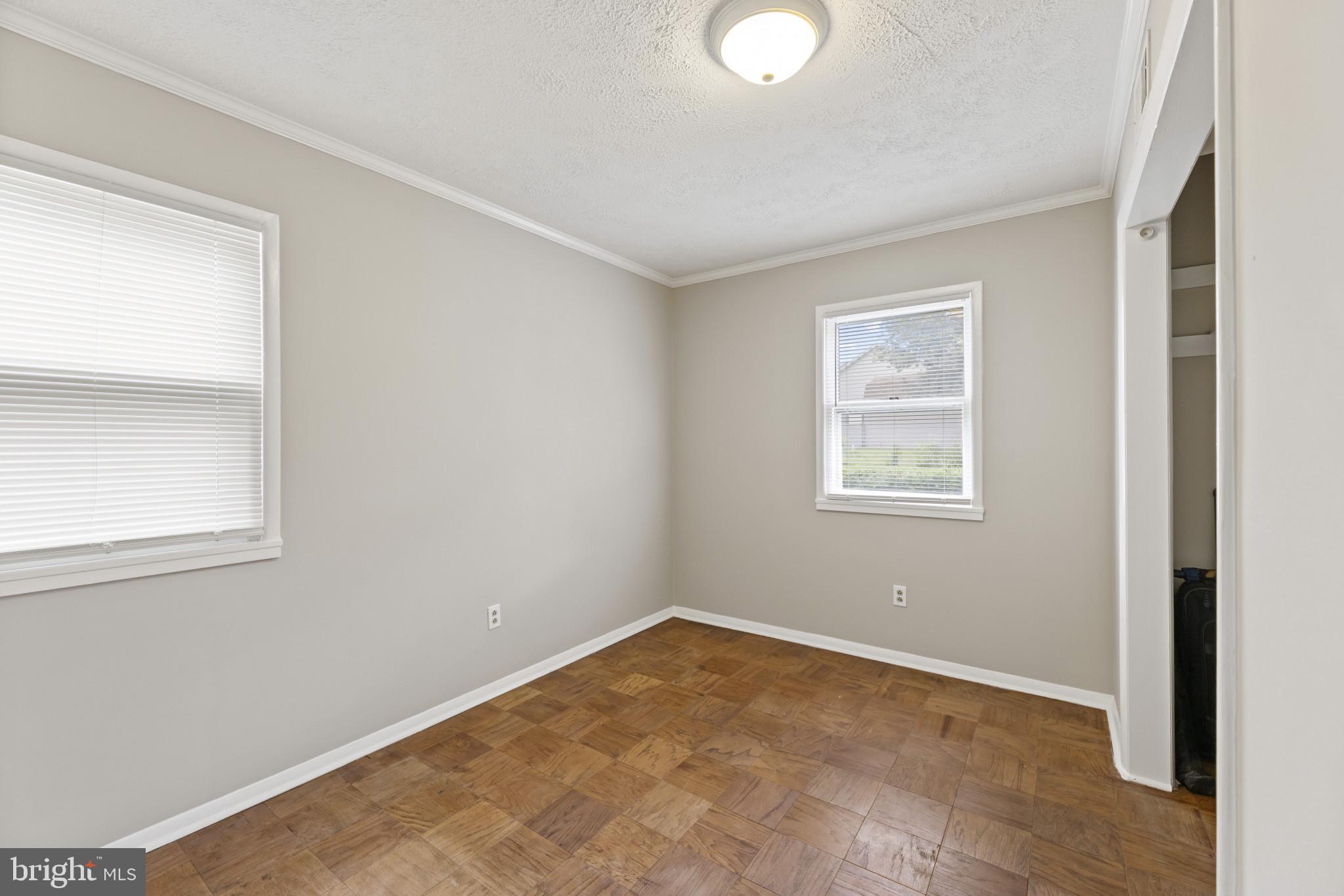 MANASSAS PARK - Residential