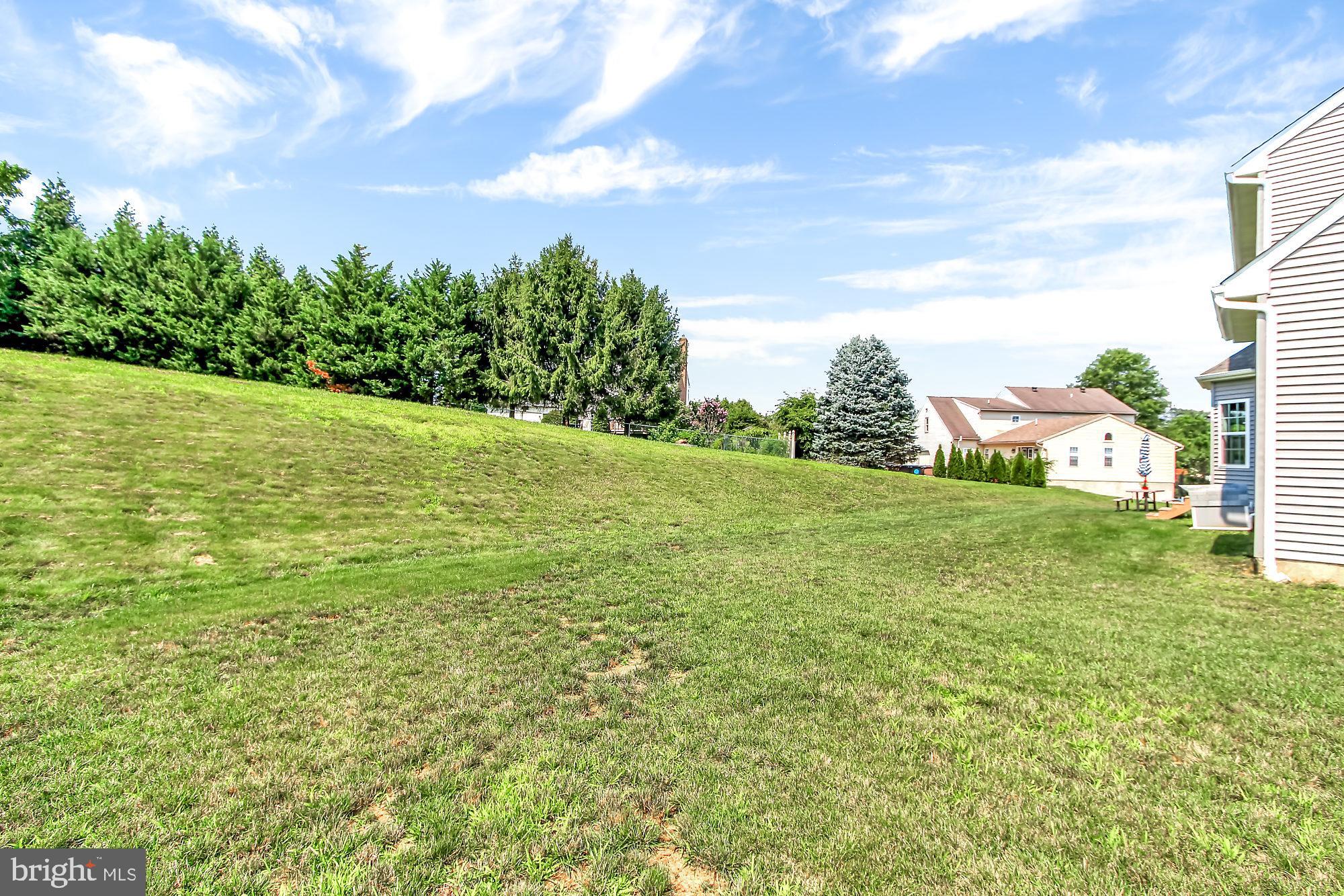 APPLE TREE COURT - Residential