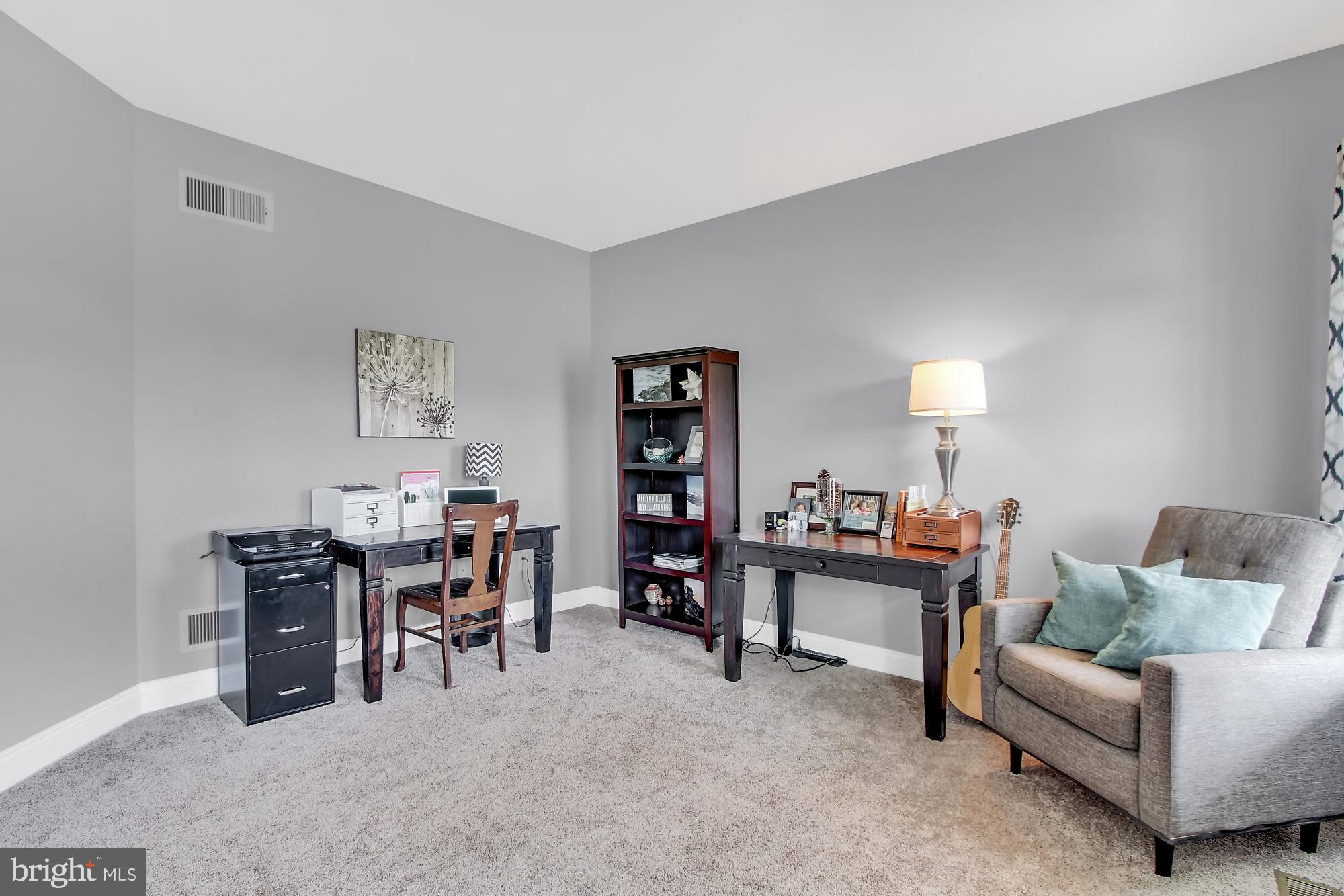 APPLE TREE COURT - Residential