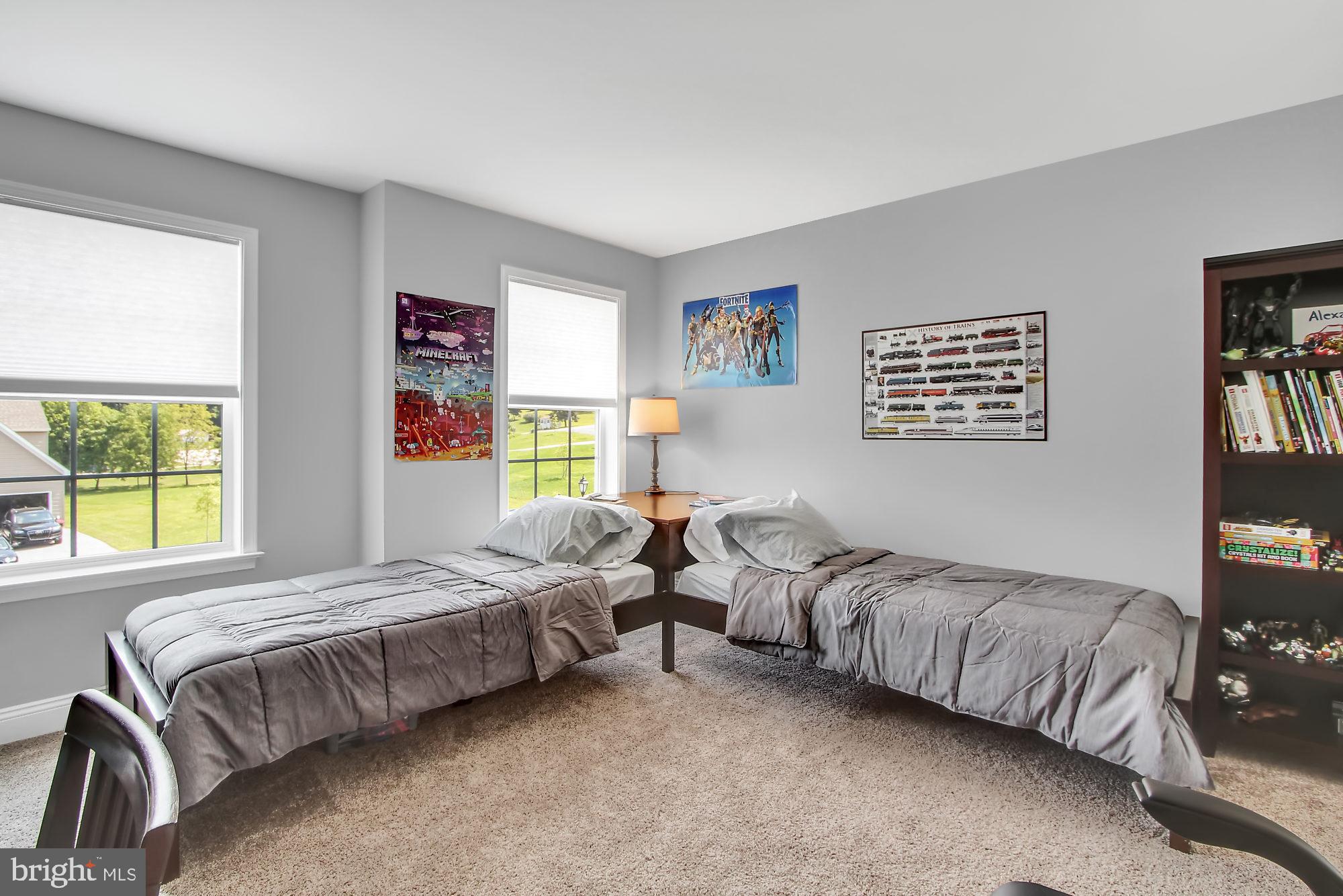 APPLE TREE COURT - Residential