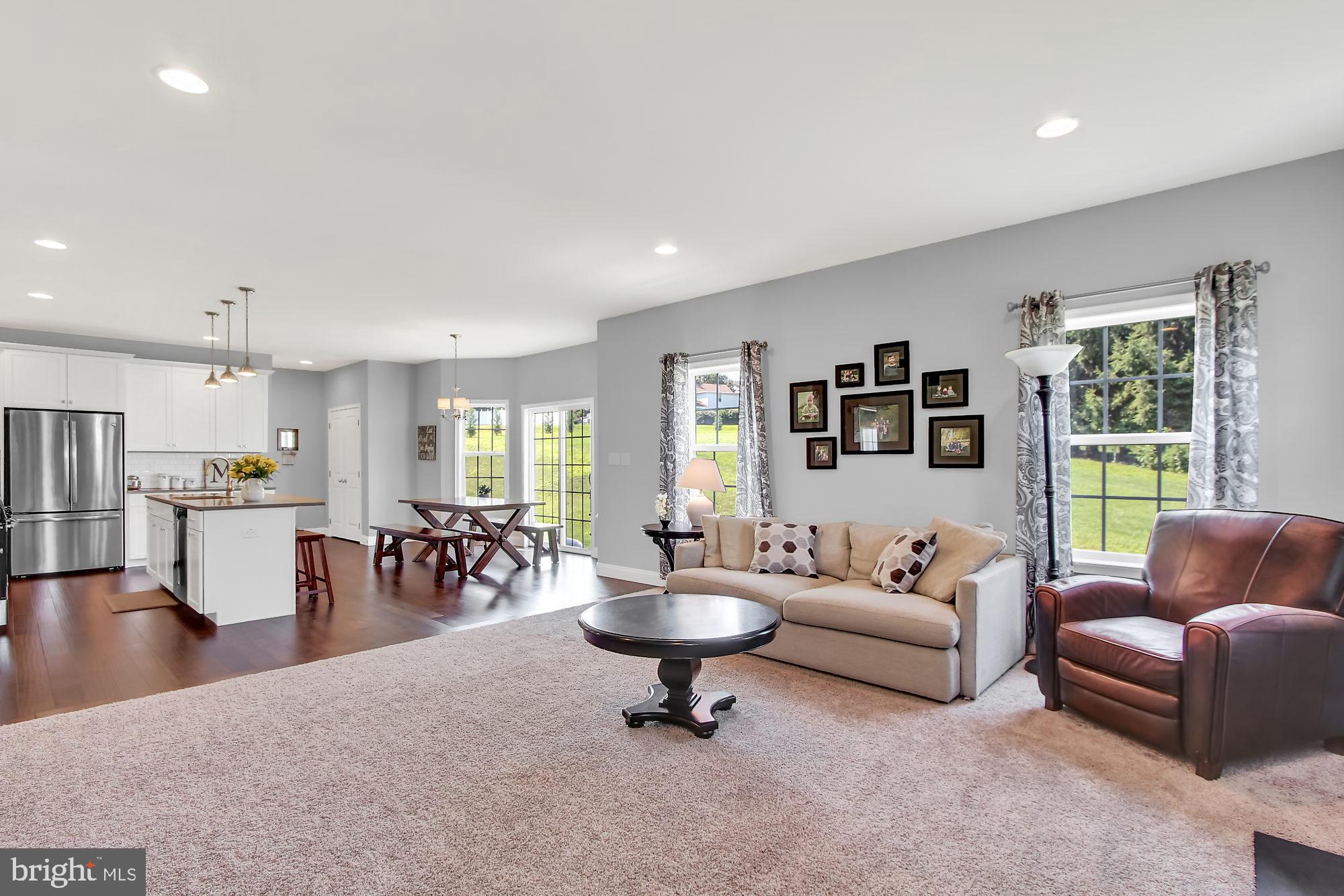 APPLE TREE COURT - Residential