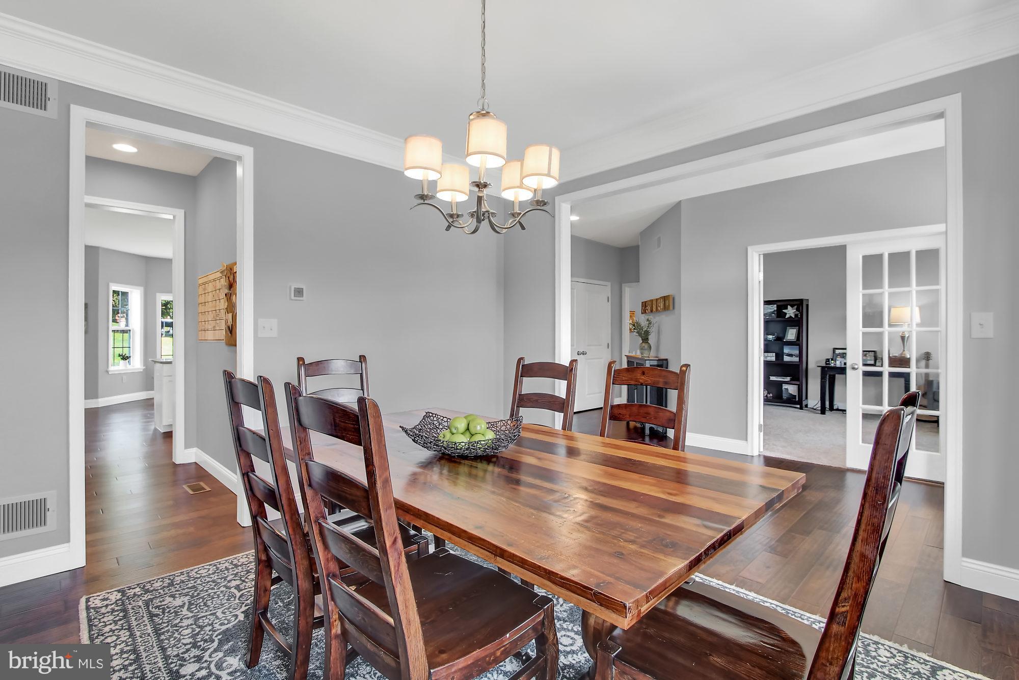 APPLE TREE COURT - Residential
