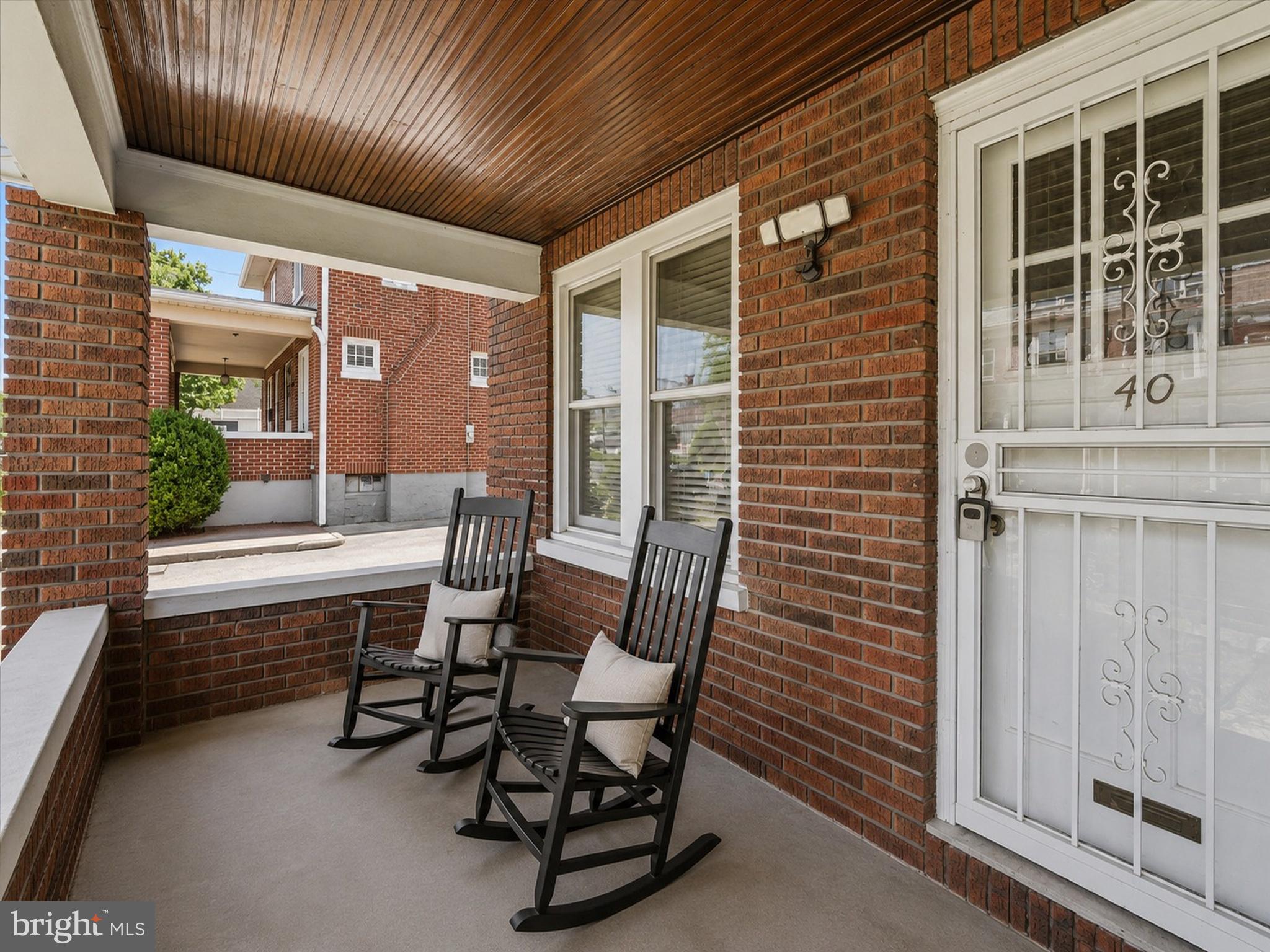 40 N HARTMAN STREET