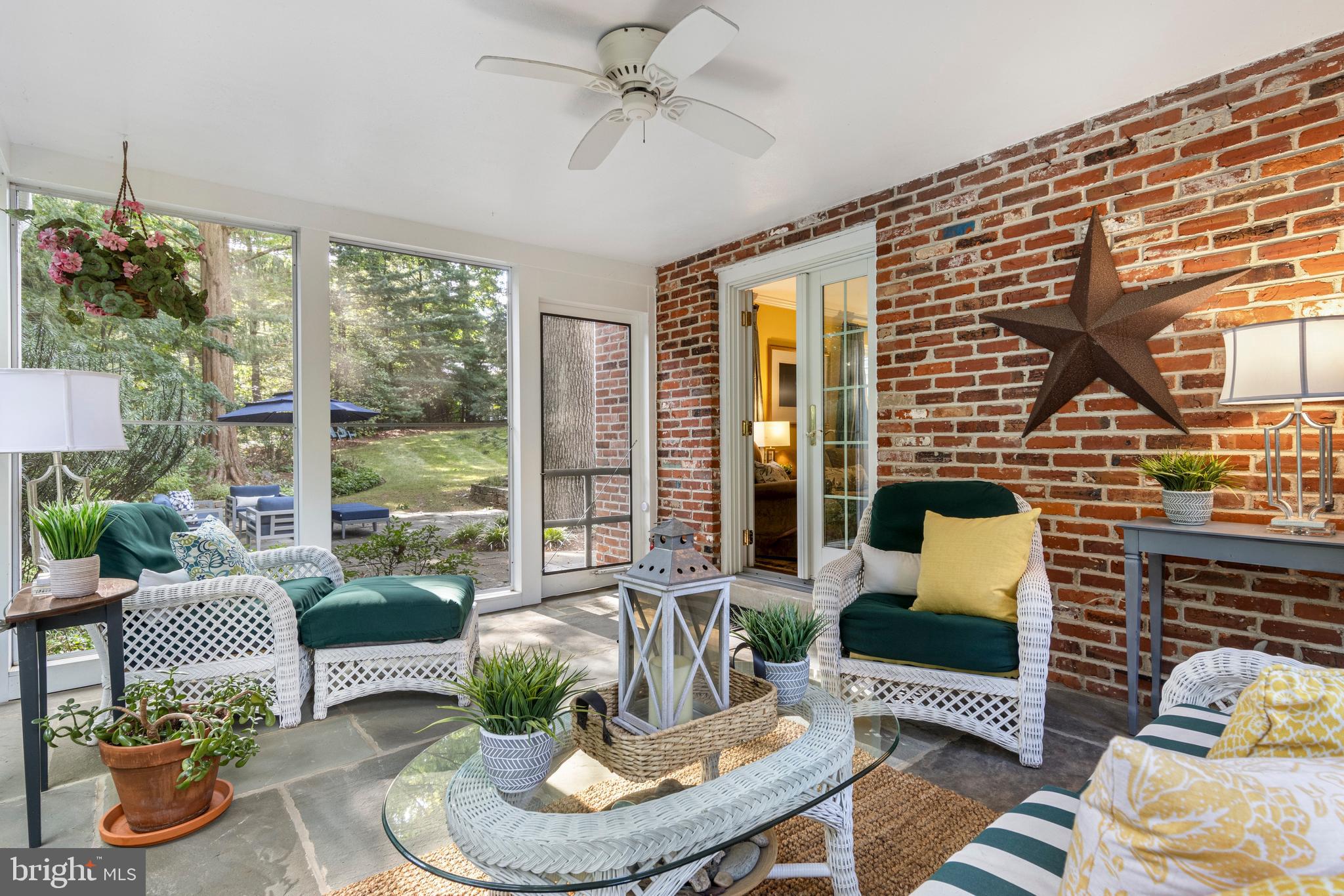 WOODLEA-CONESTOGA - Residential