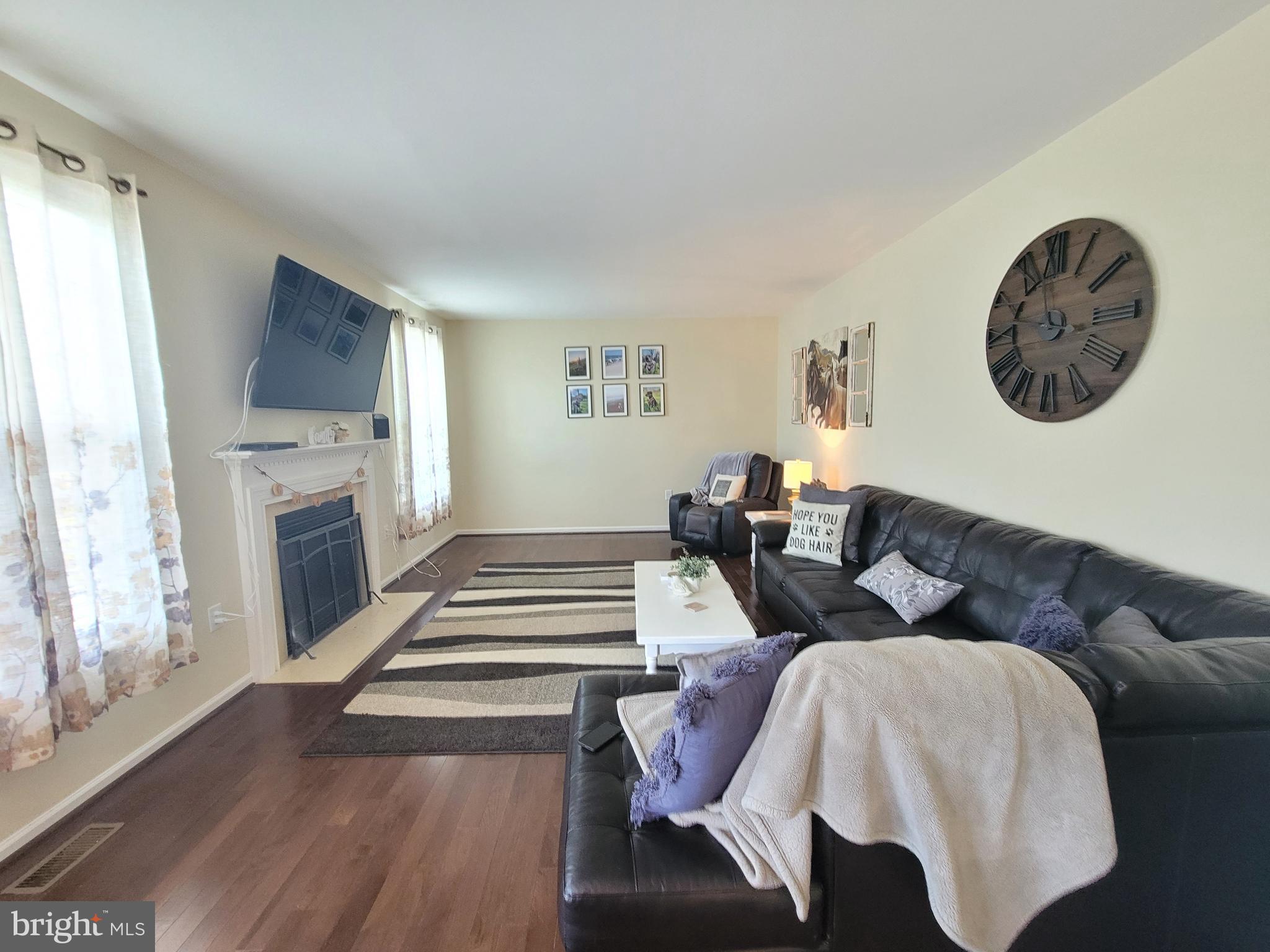 BENTWOOD ESTATES - Residential