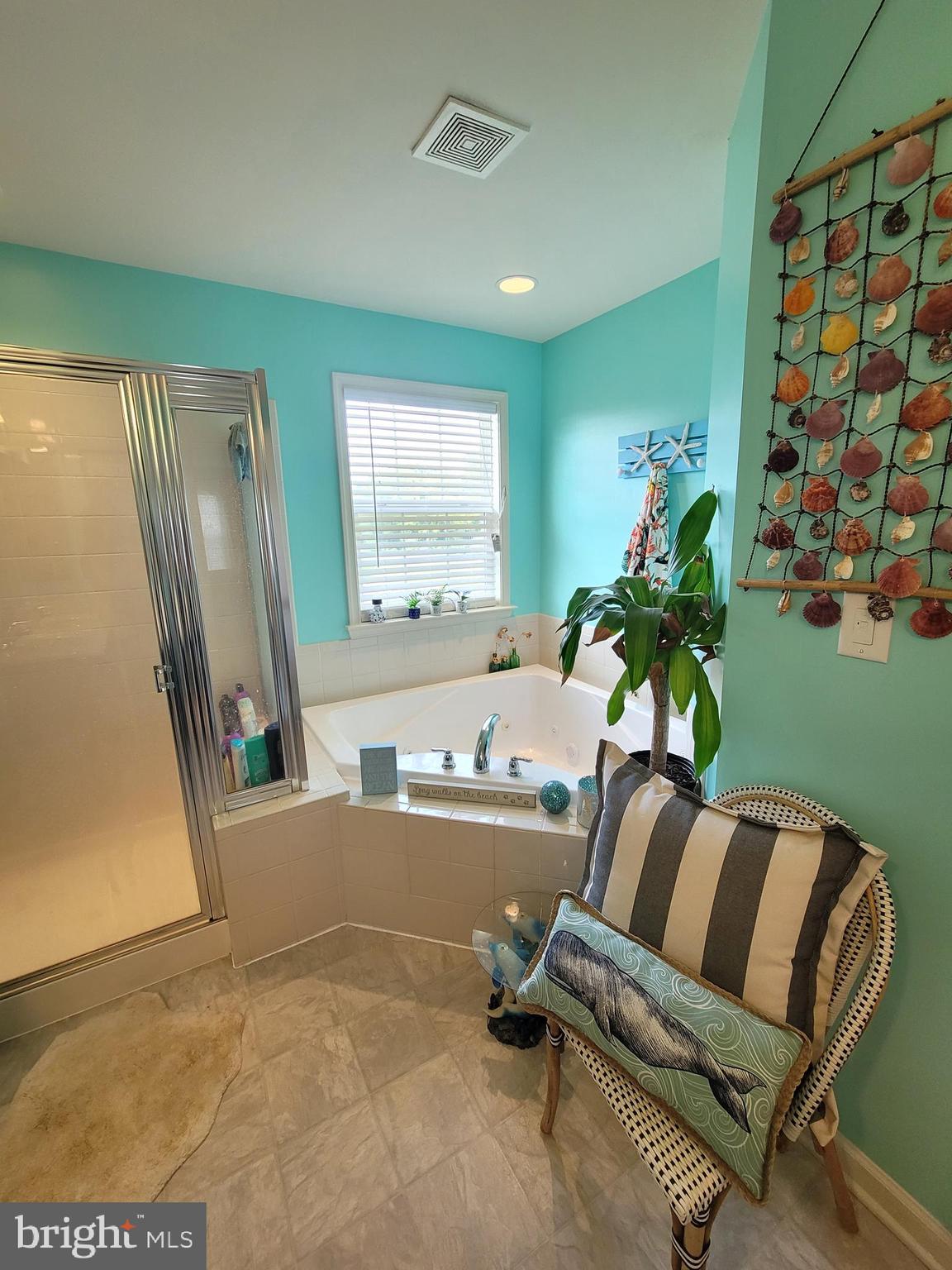 BENTWOOD ESTATES - Residential